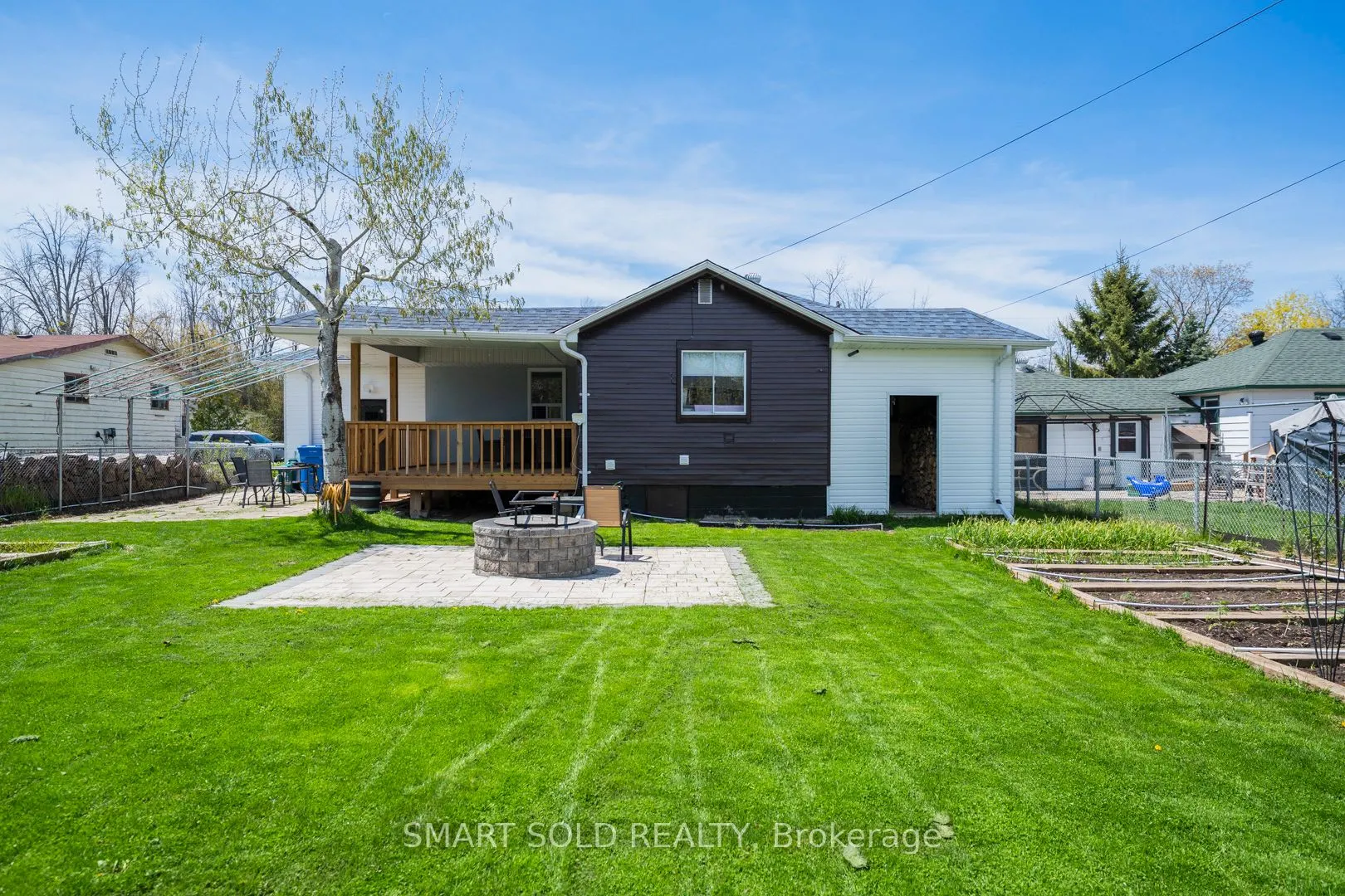 831 Norval Road