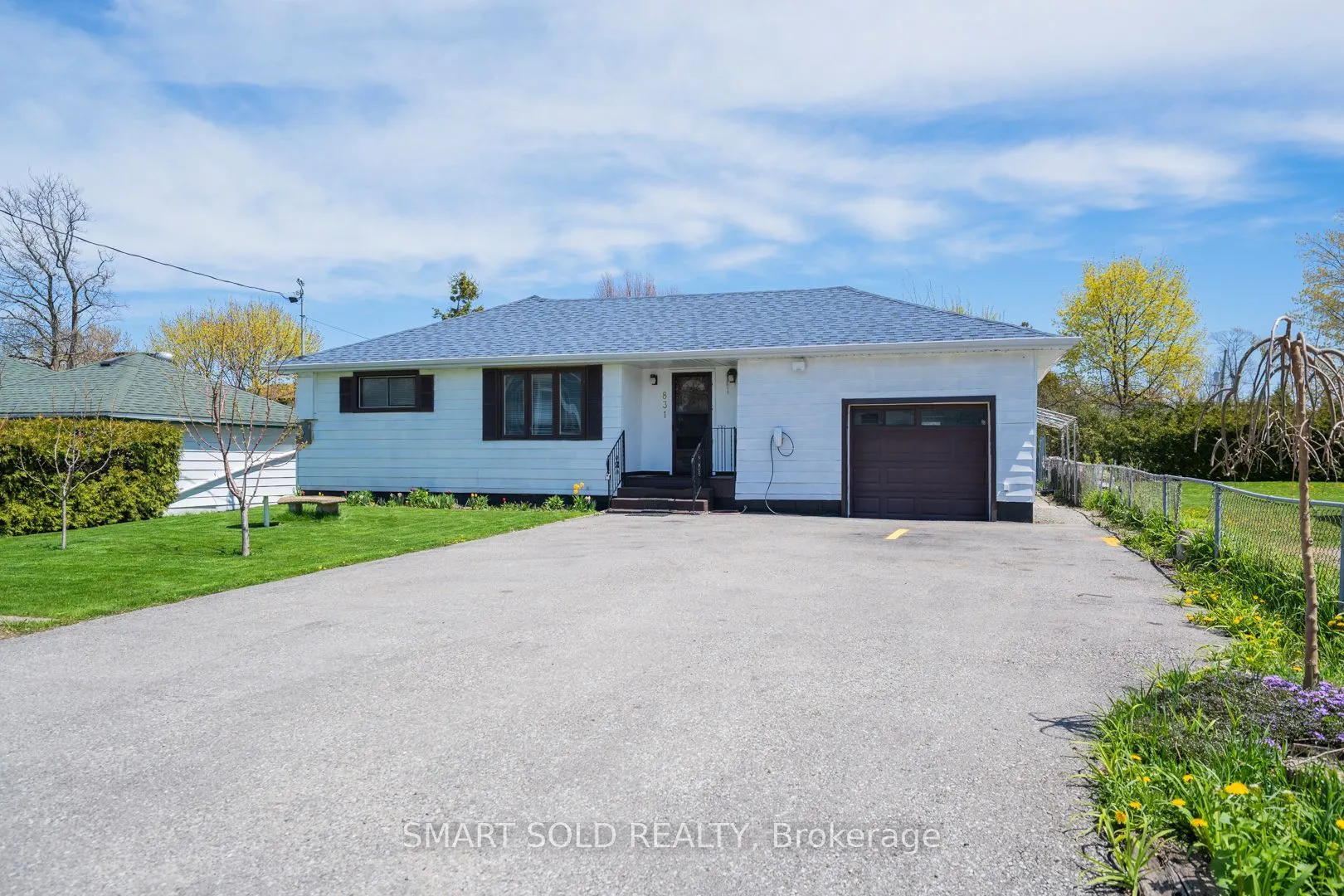 831 Norval Road