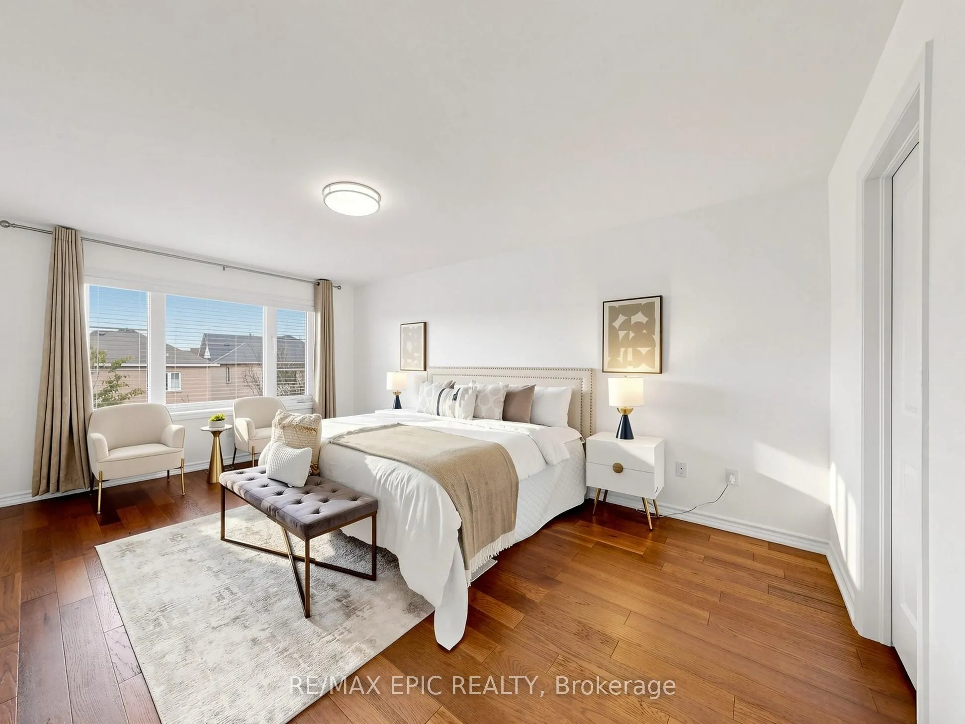 15 Vedette Way