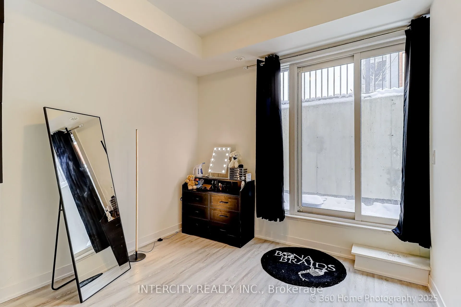 11 David Eyer Road #1504