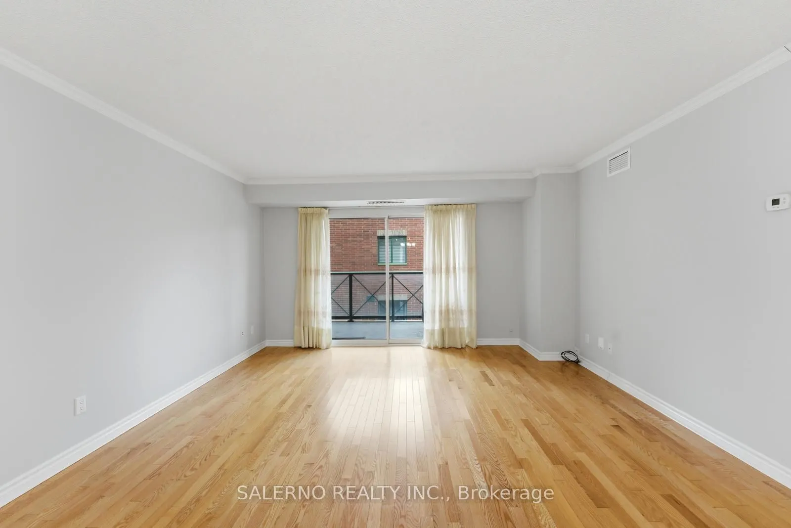 141 Woodbridge Avenue #312