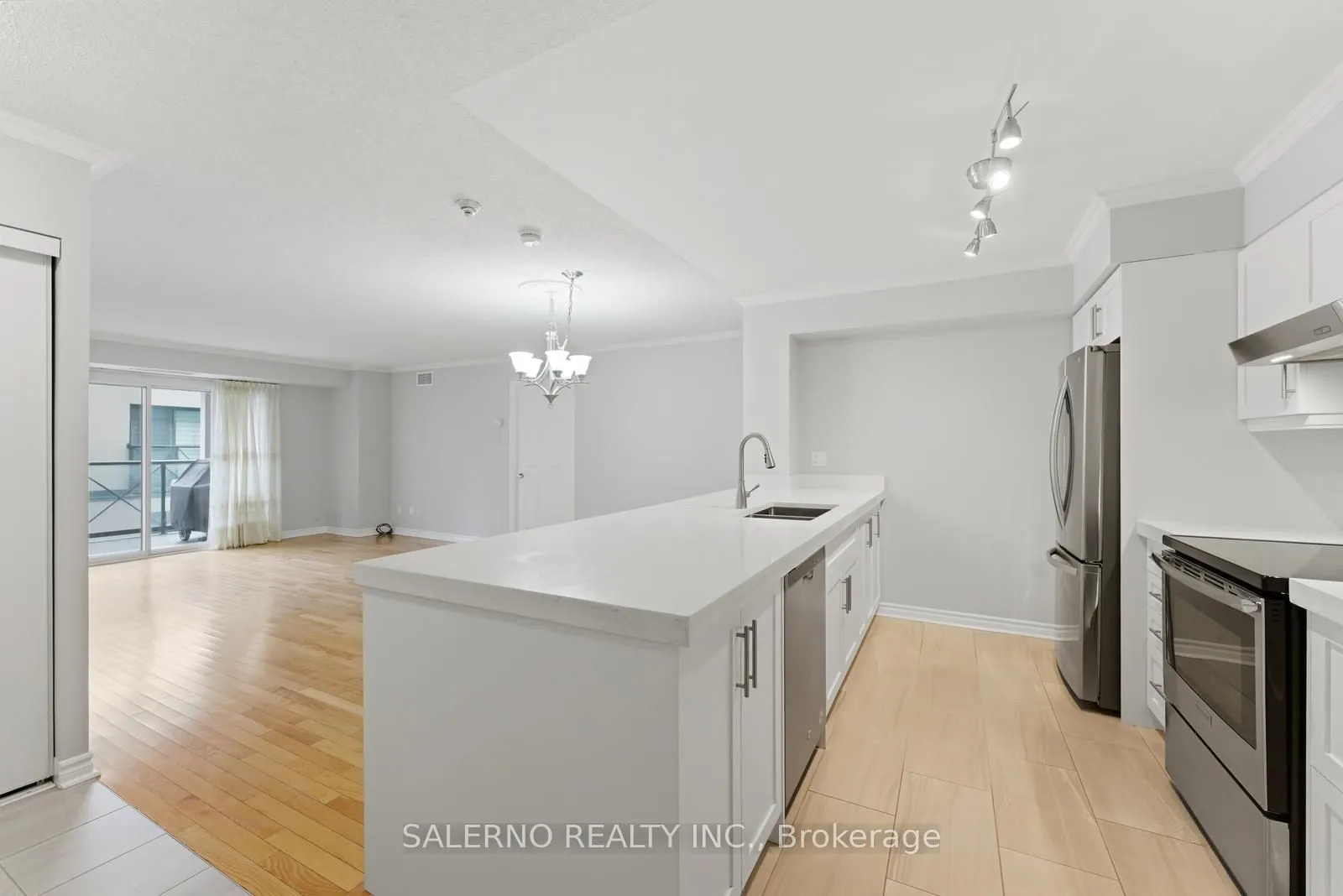 141 Woodbridge Avenue #312