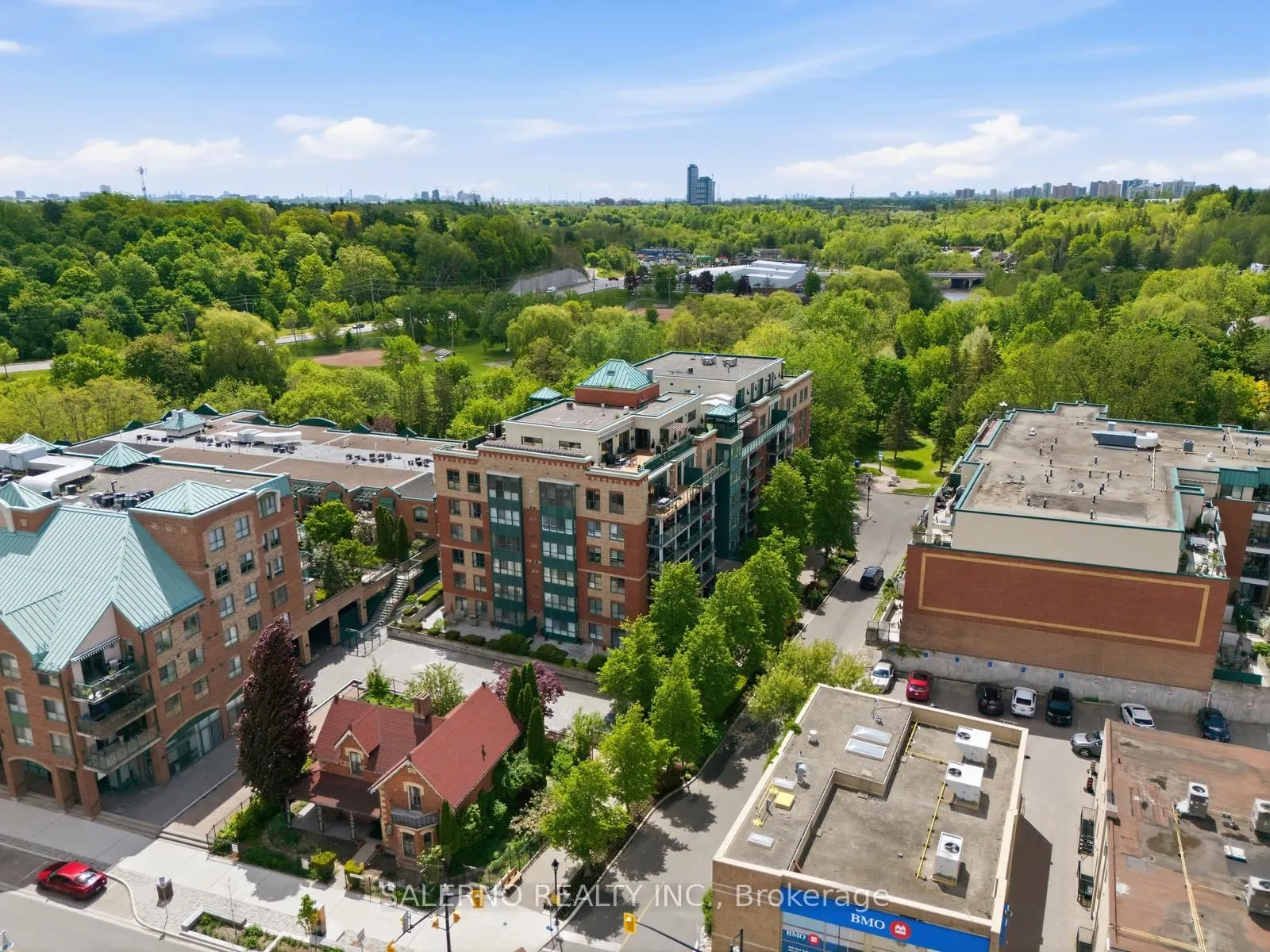 141 Woodbridge Avenue #312