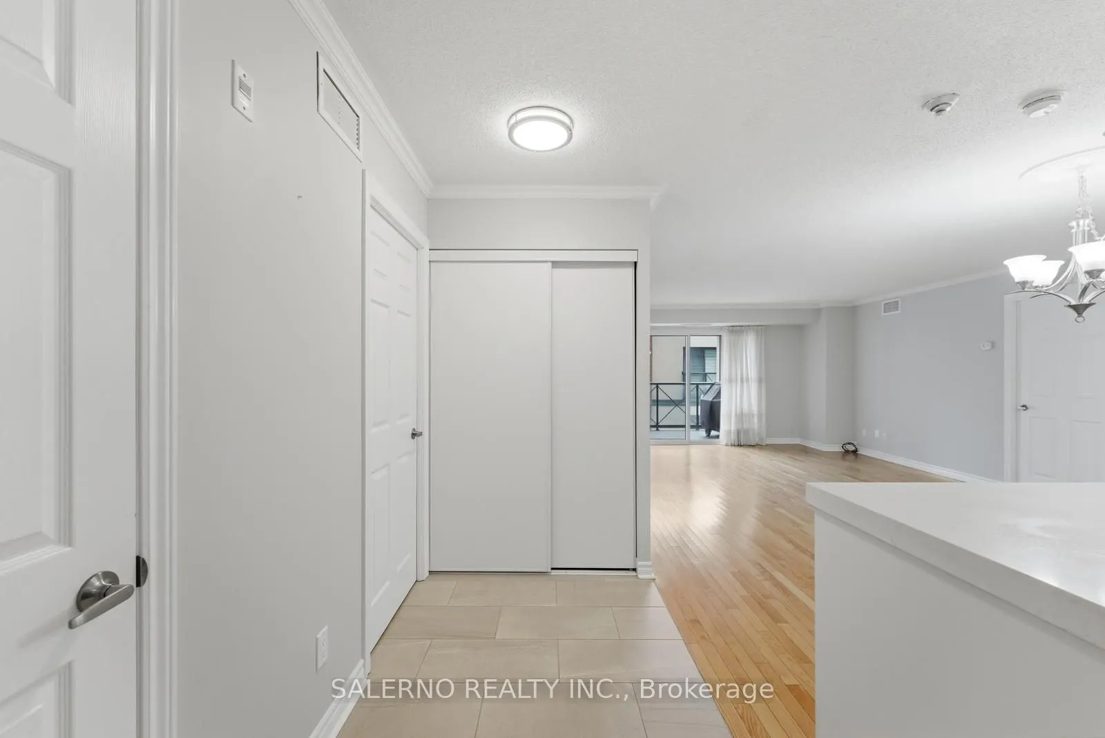 141 Woodbridge Avenue #312