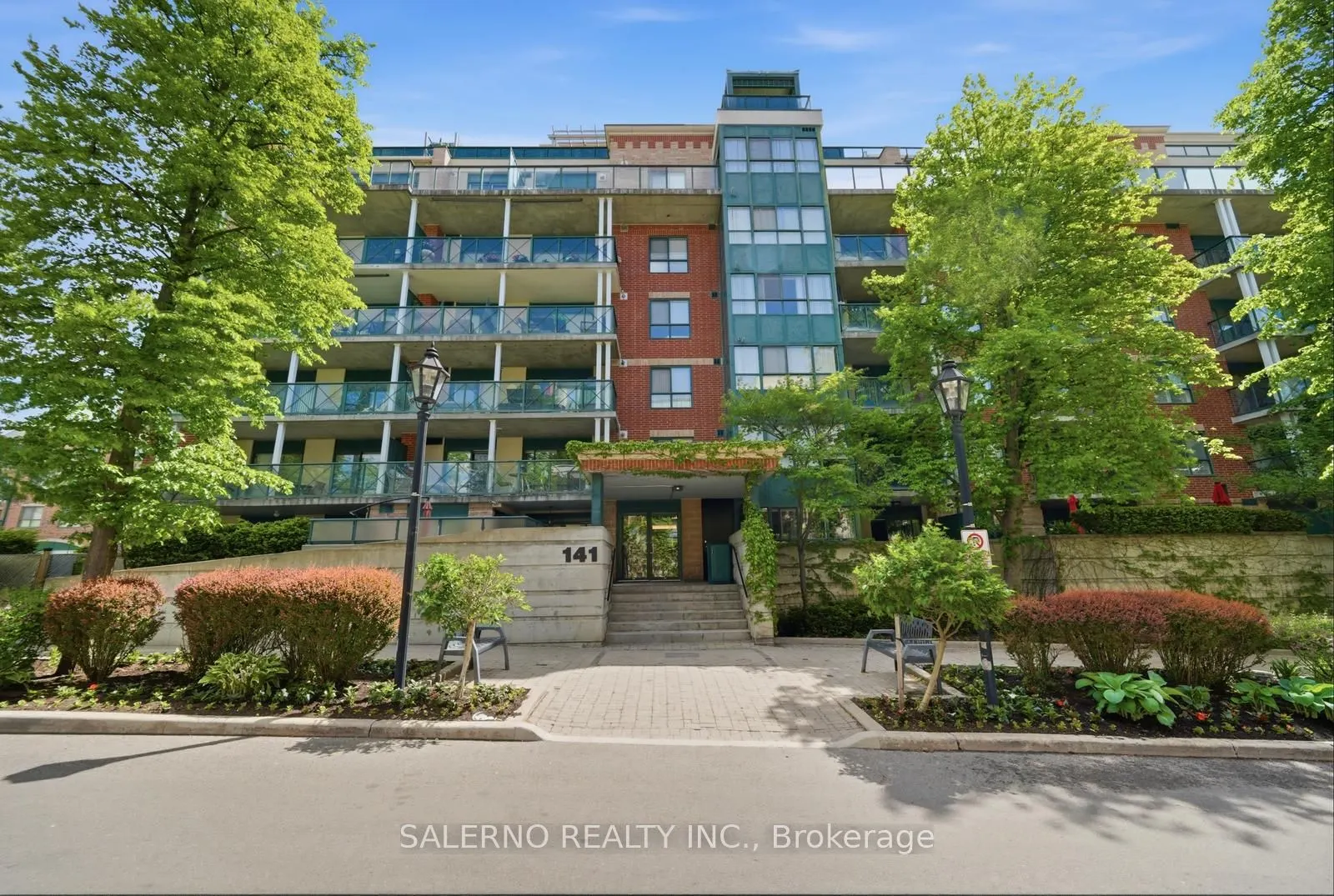 141 Woodbridge Avenue #312