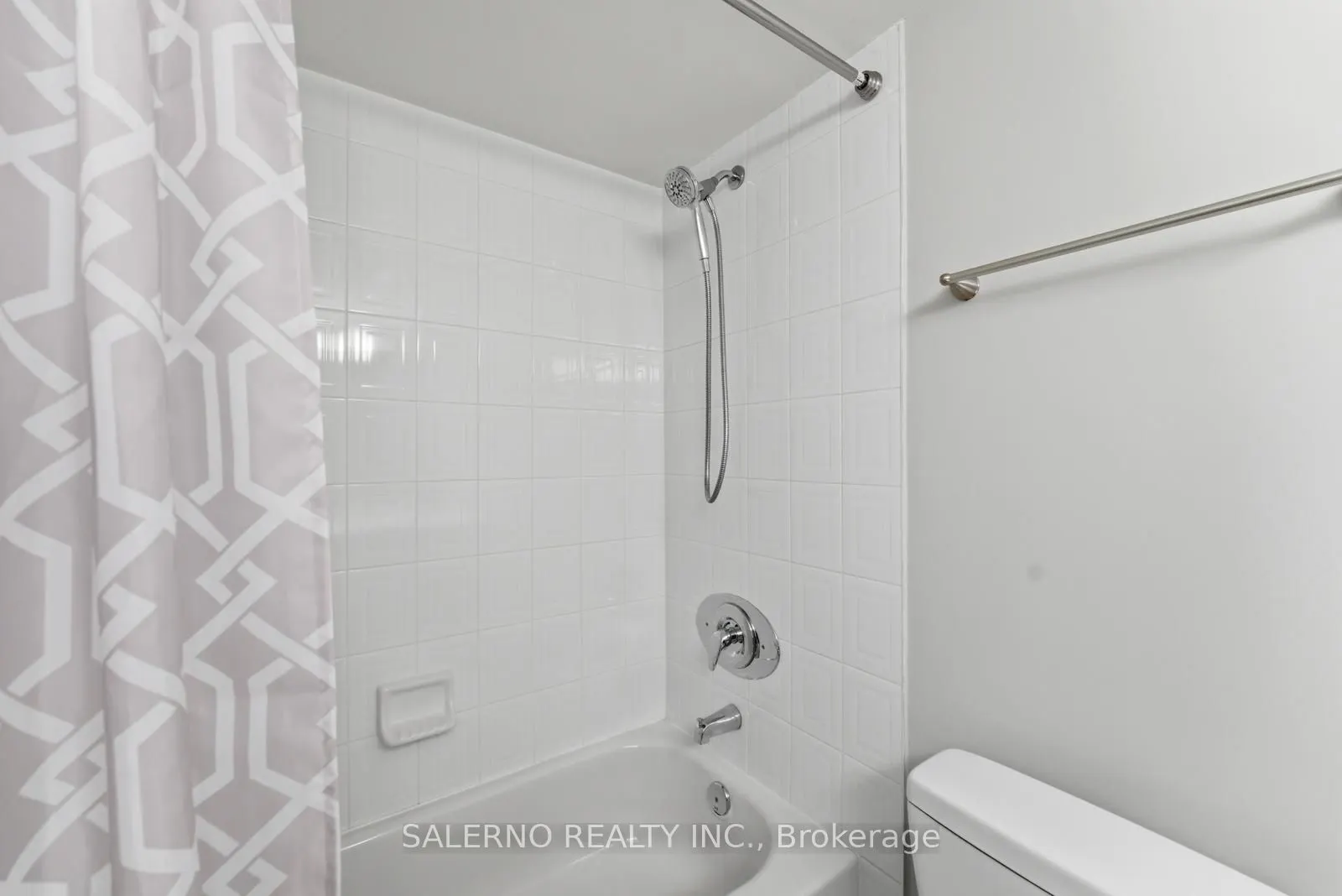 141 Woodbridge Avenue #312