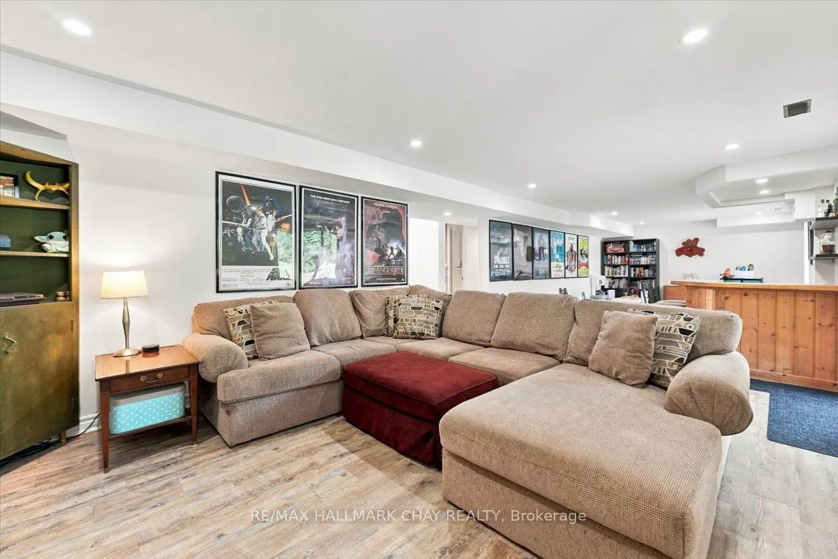 10 Jamieson Drive