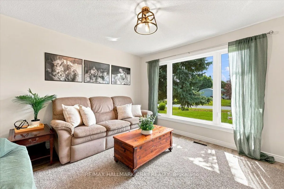 10 Jamieson Drive