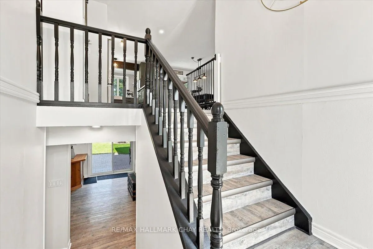 10 Jamieson Drive