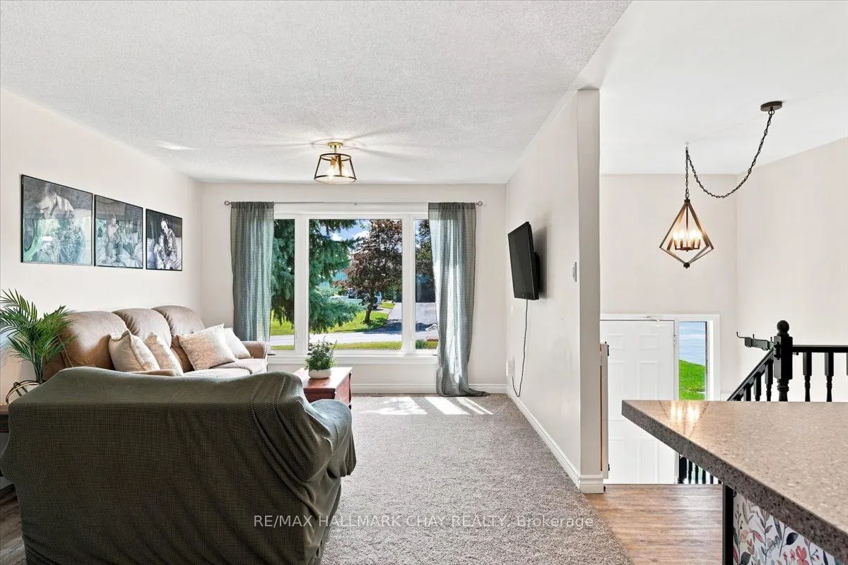 10 Jamieson Drive