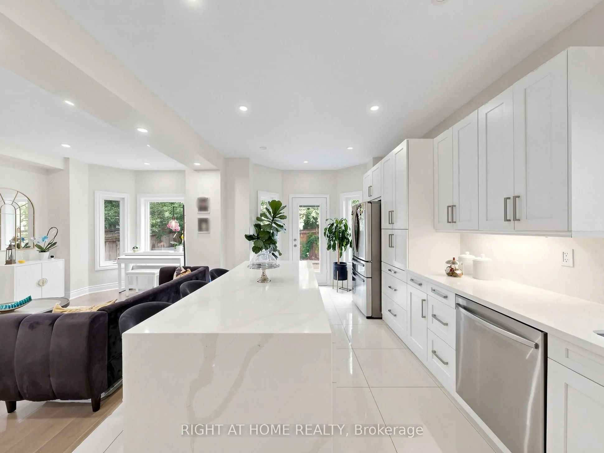 161 Austin paul Drive N
