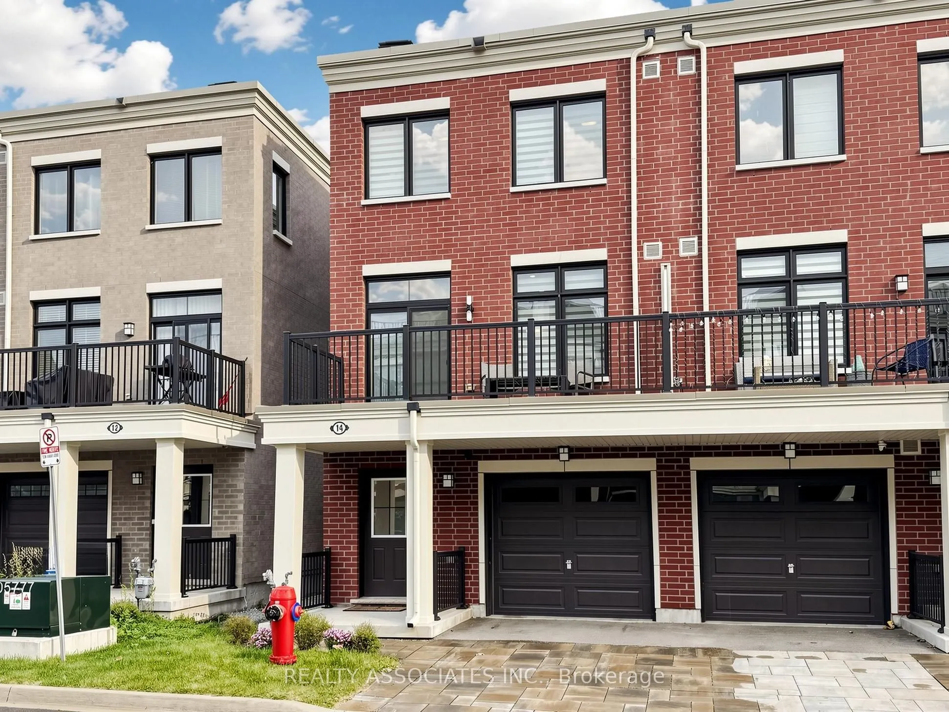 14 Baker Hill Boulevard