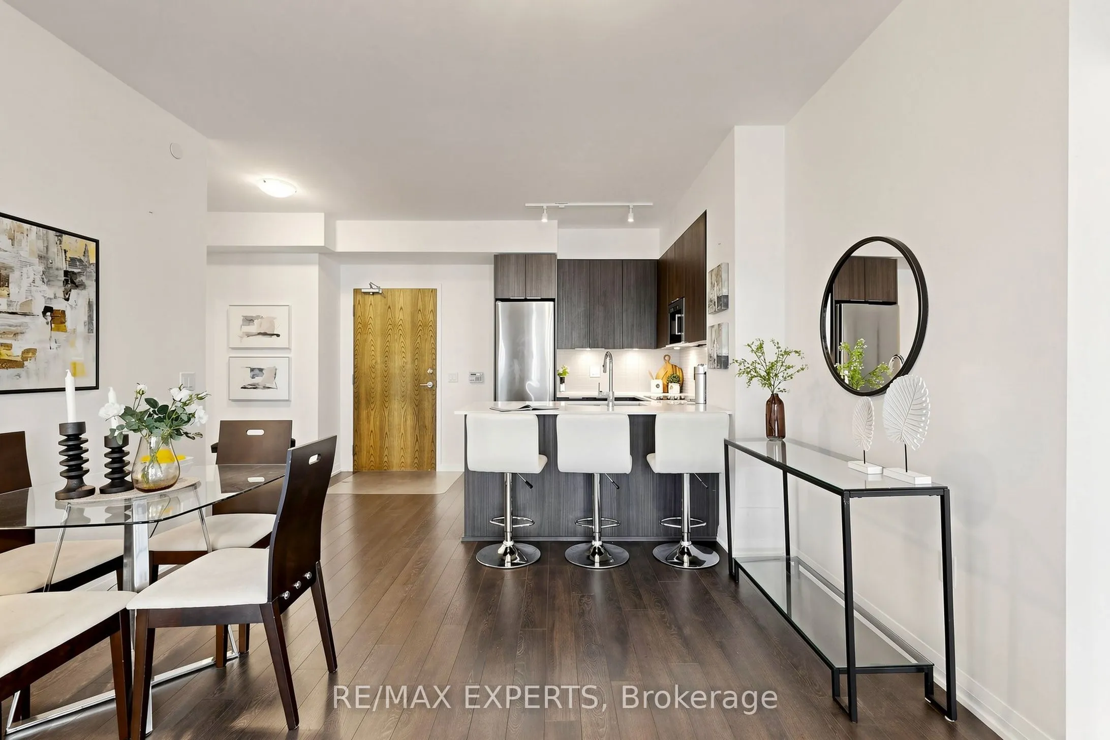 99 Eagle Rock Way #302