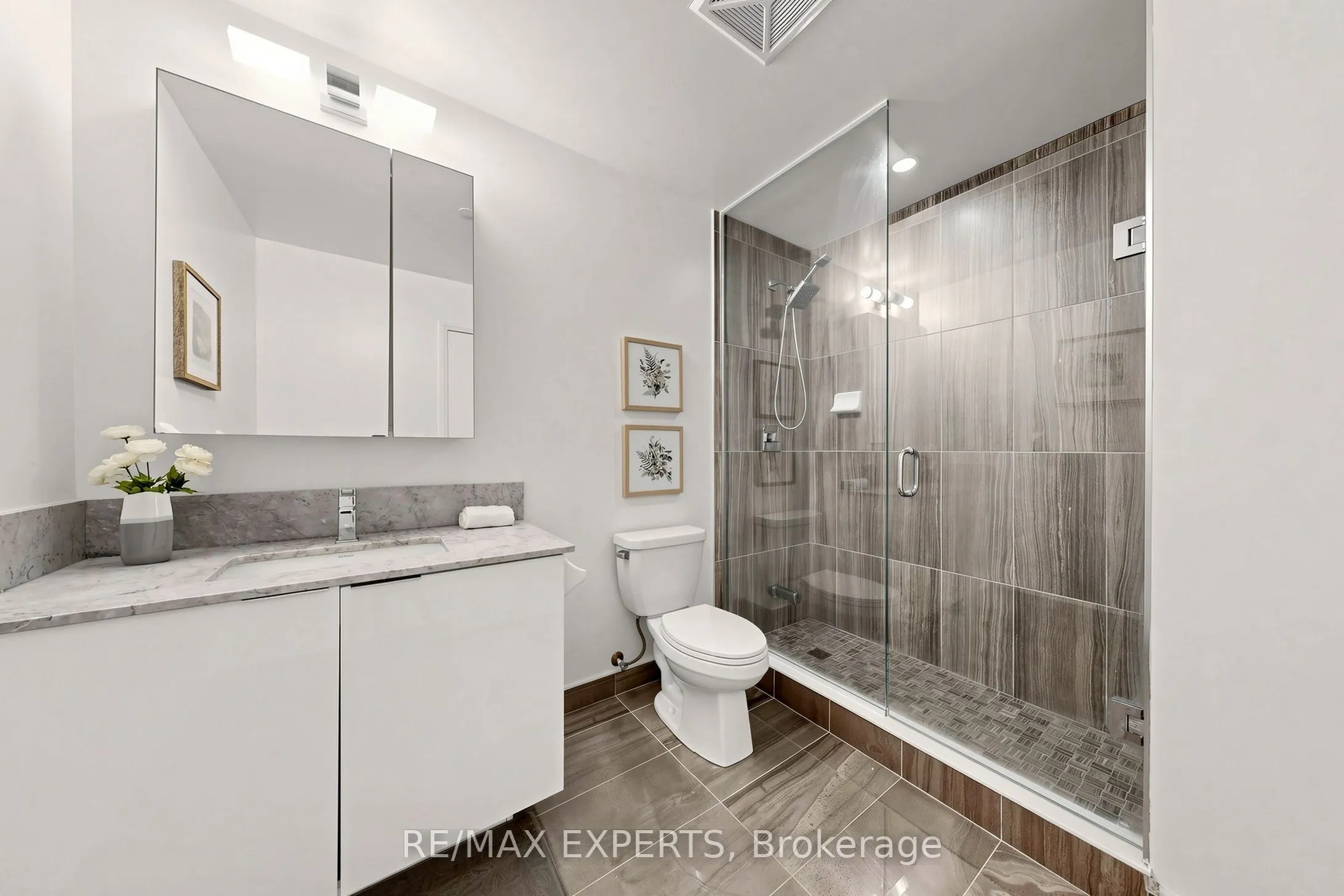 99 Eagle Rock Way #302