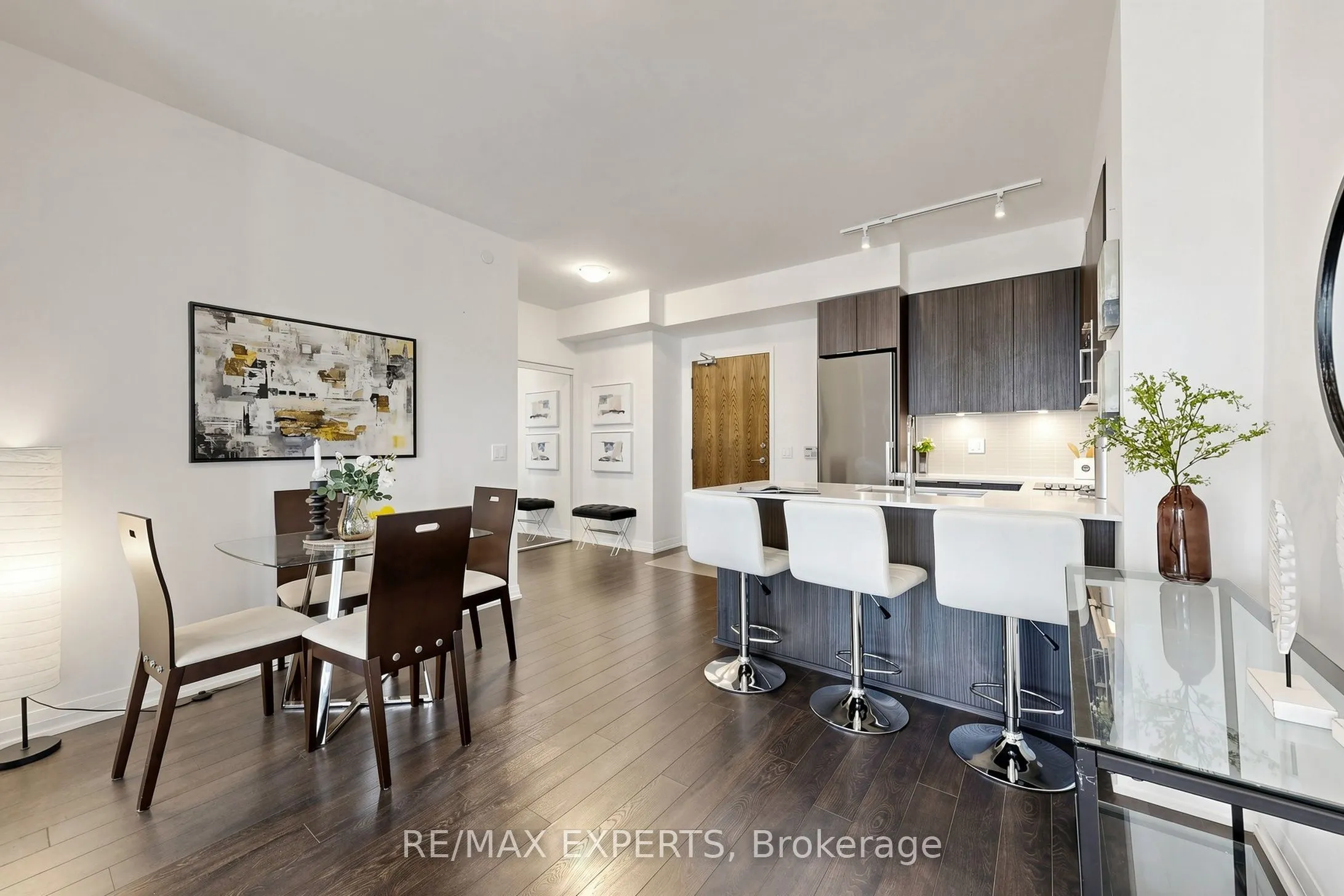 99 Eagle Rock Way #302