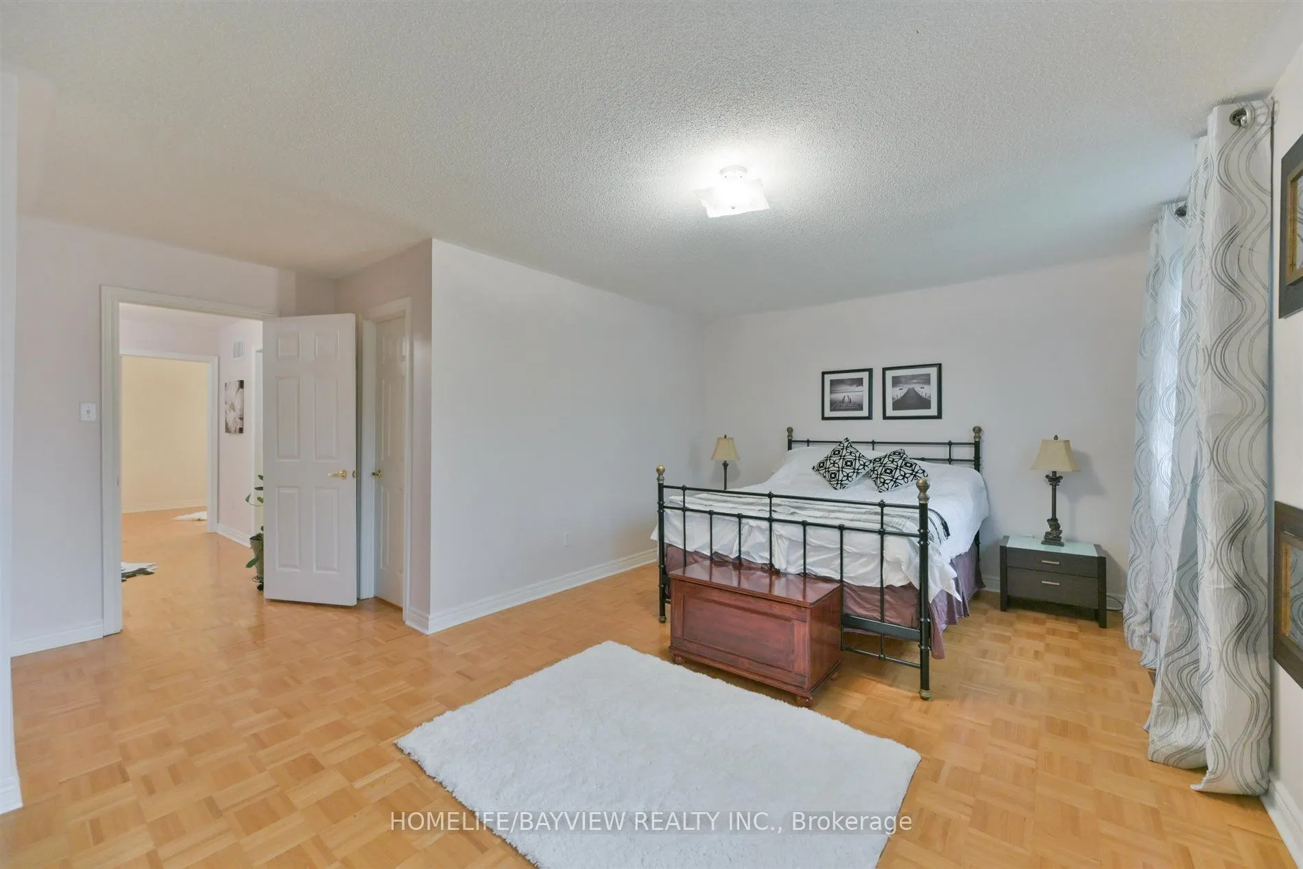 26 Honeyview Street