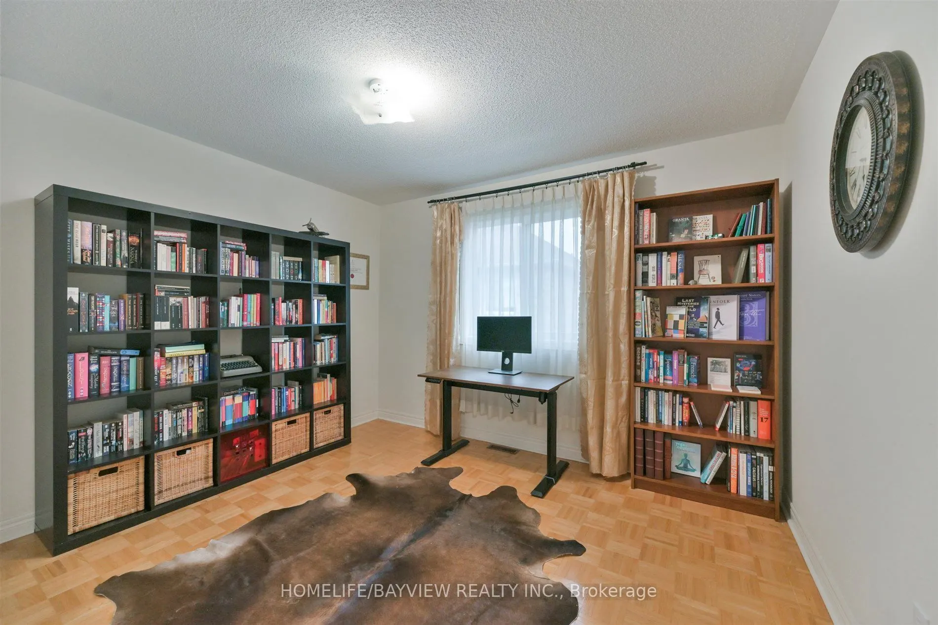 26 Honeyview Street
