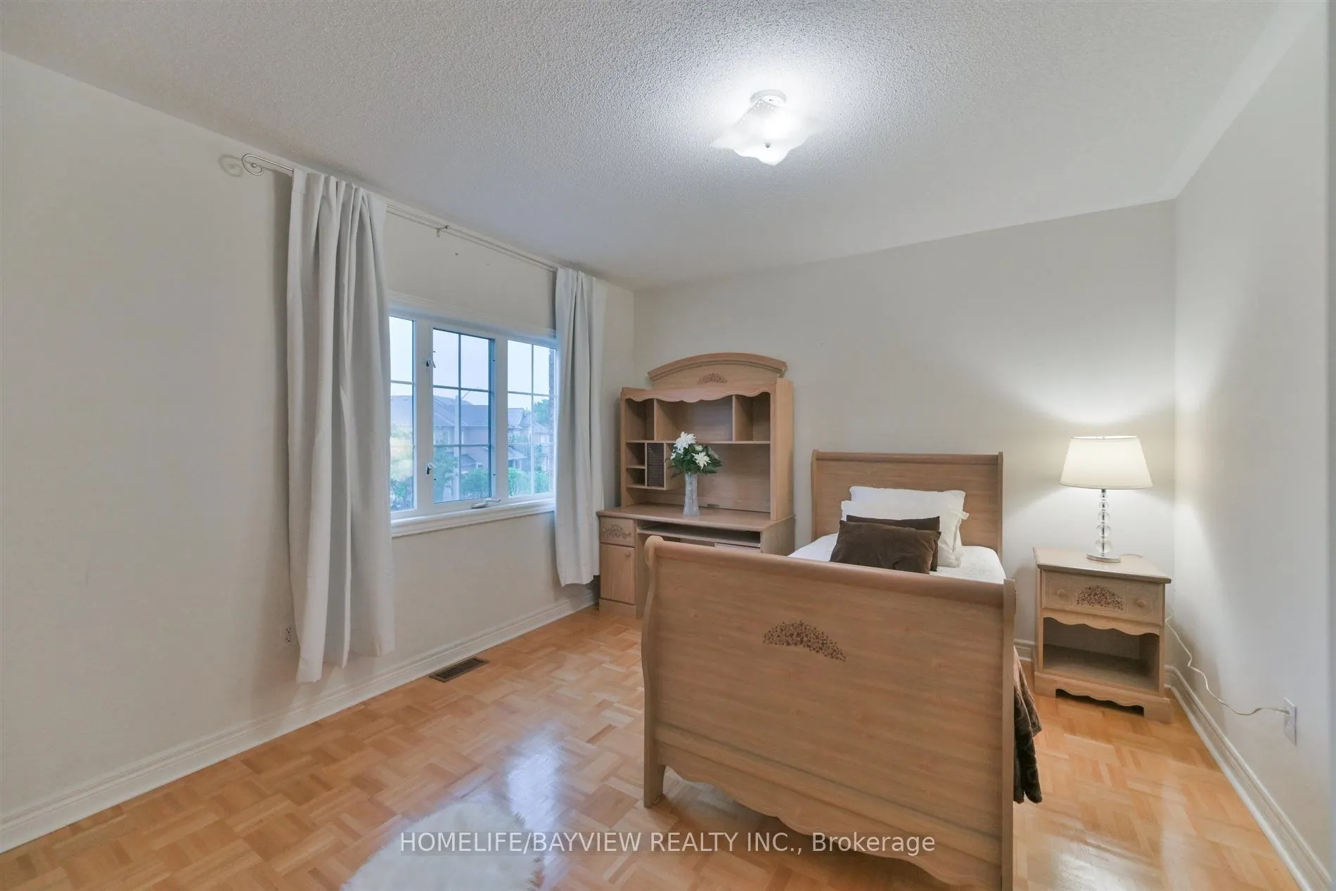 26 Honeyview Street