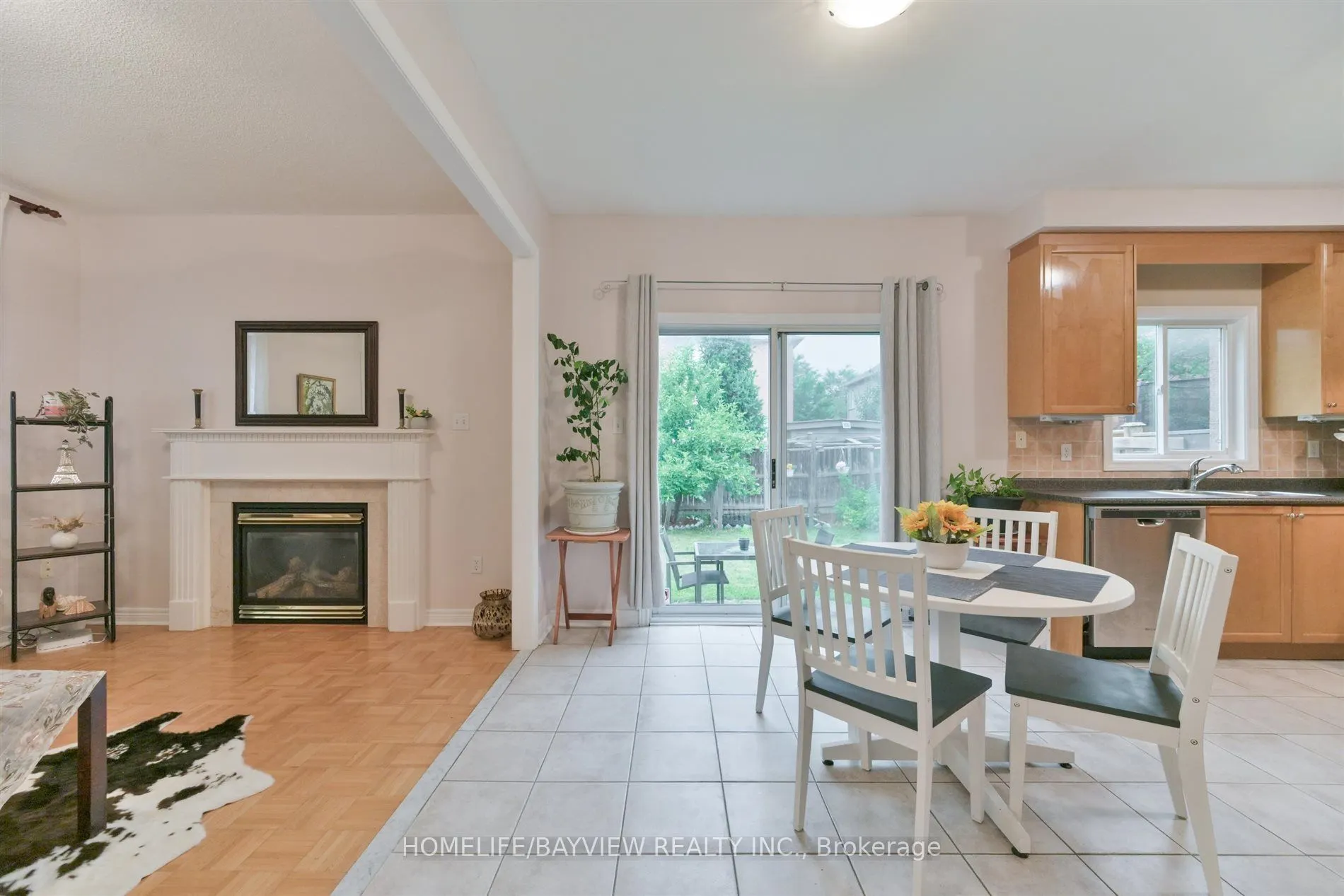 26 Honeyview Street