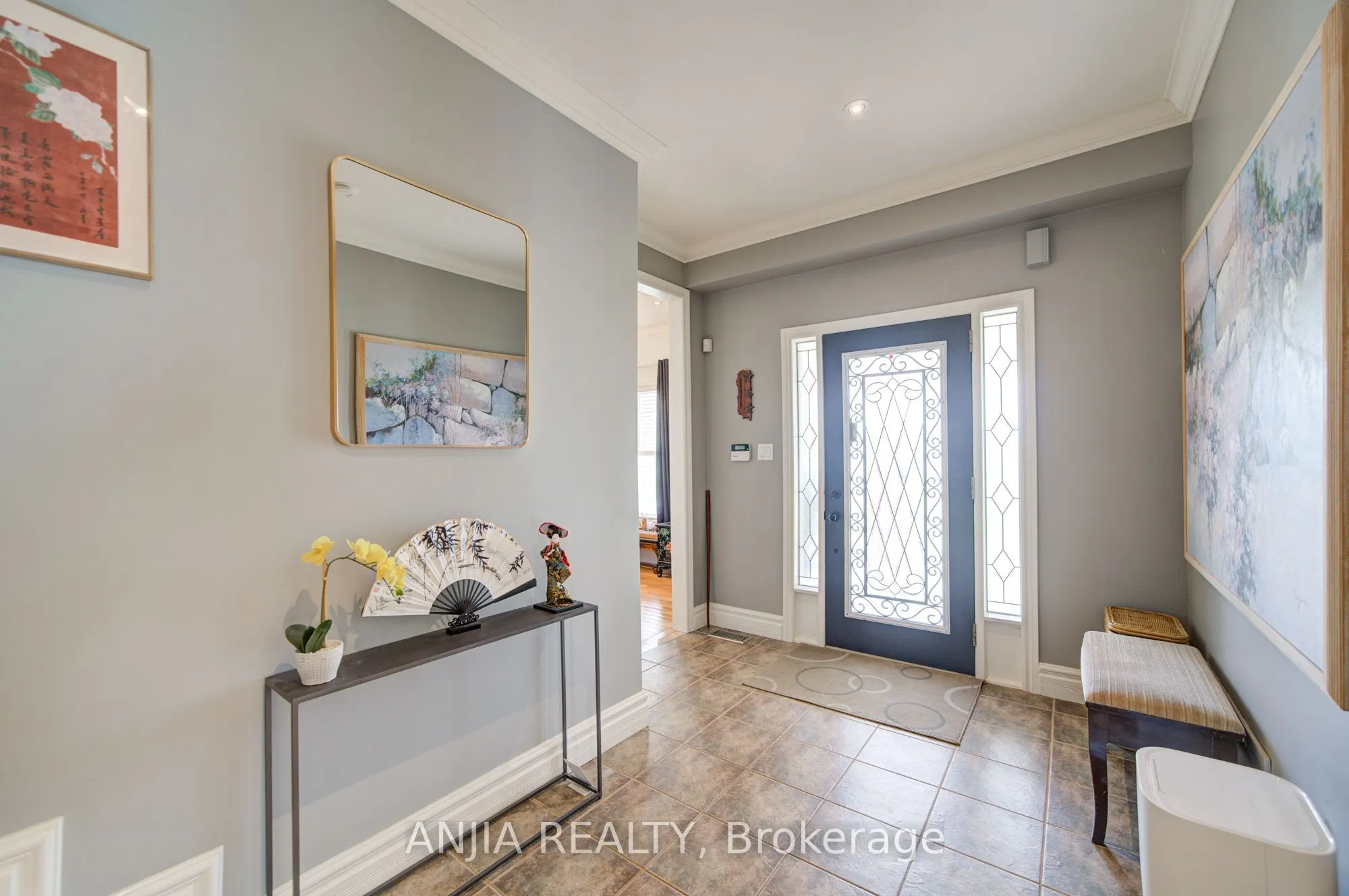 38 Harper's Gate Way
