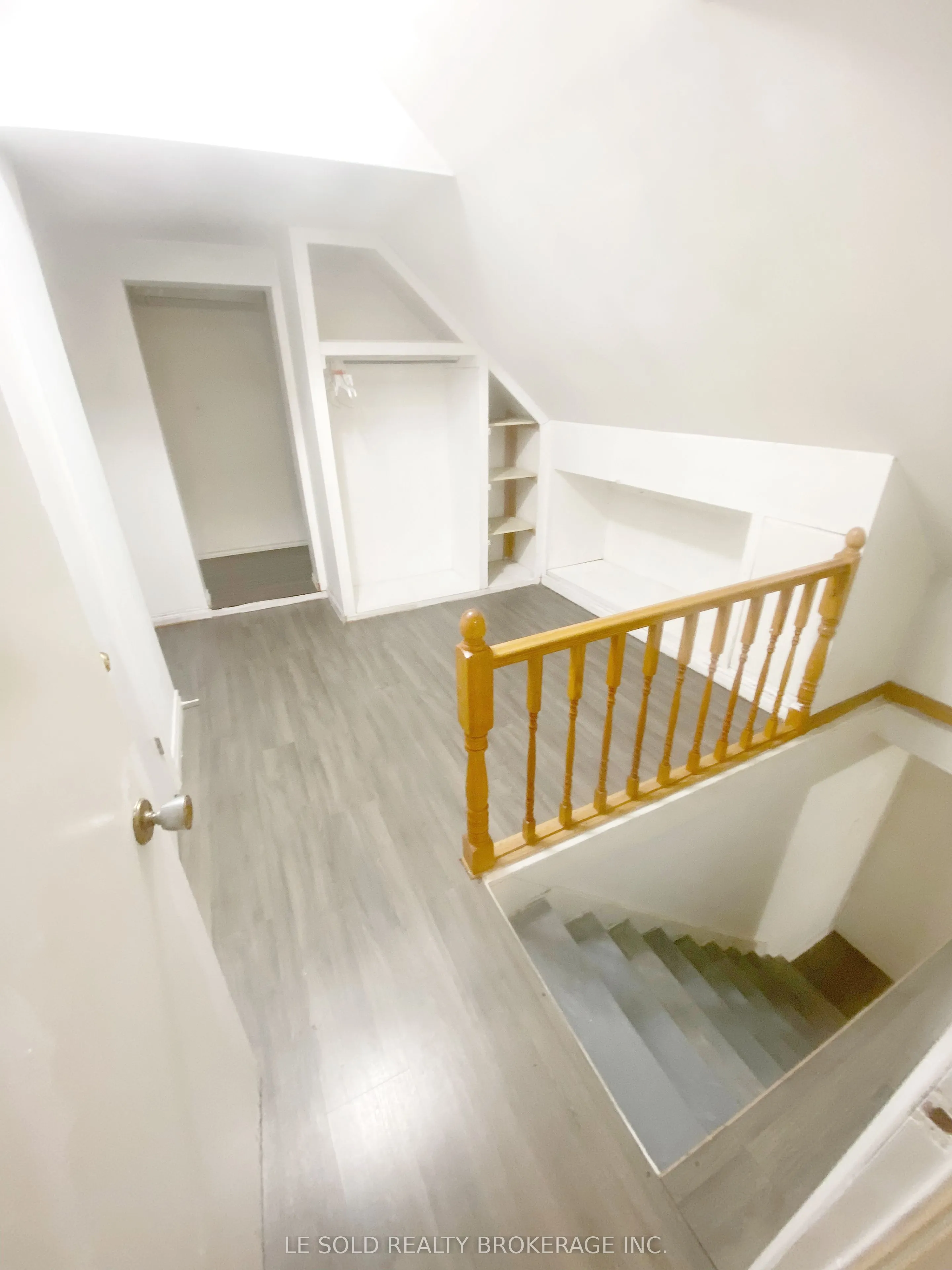 169 Gormley Road W