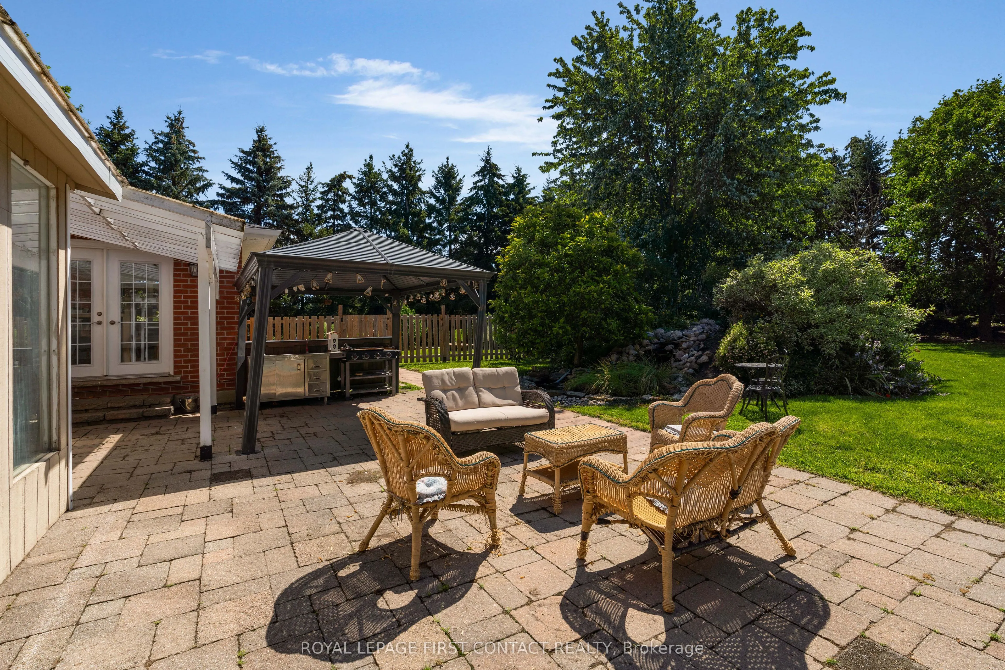 43 Vanderpost Crescent