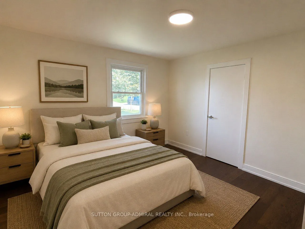 86 Hamilton Drive #Main Floor
