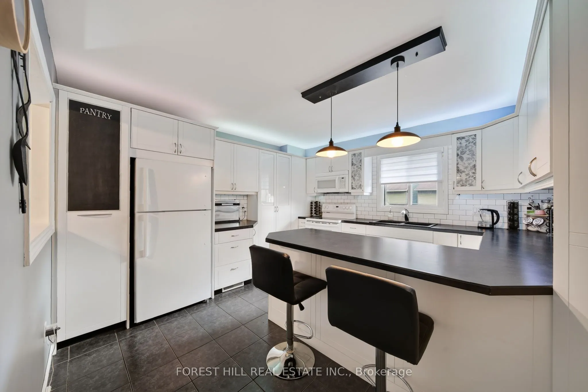 25 Deer Run Crescent #9
