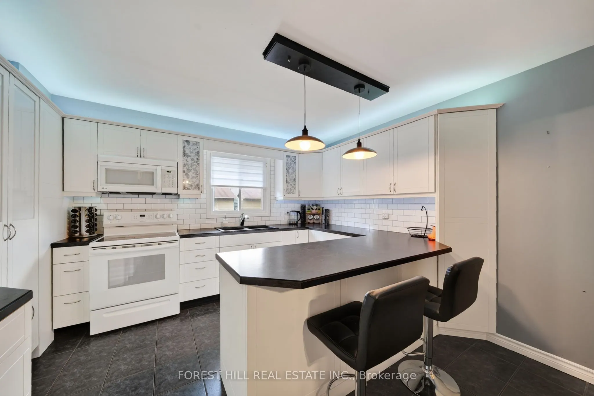 25 Deer Run Crescent #9