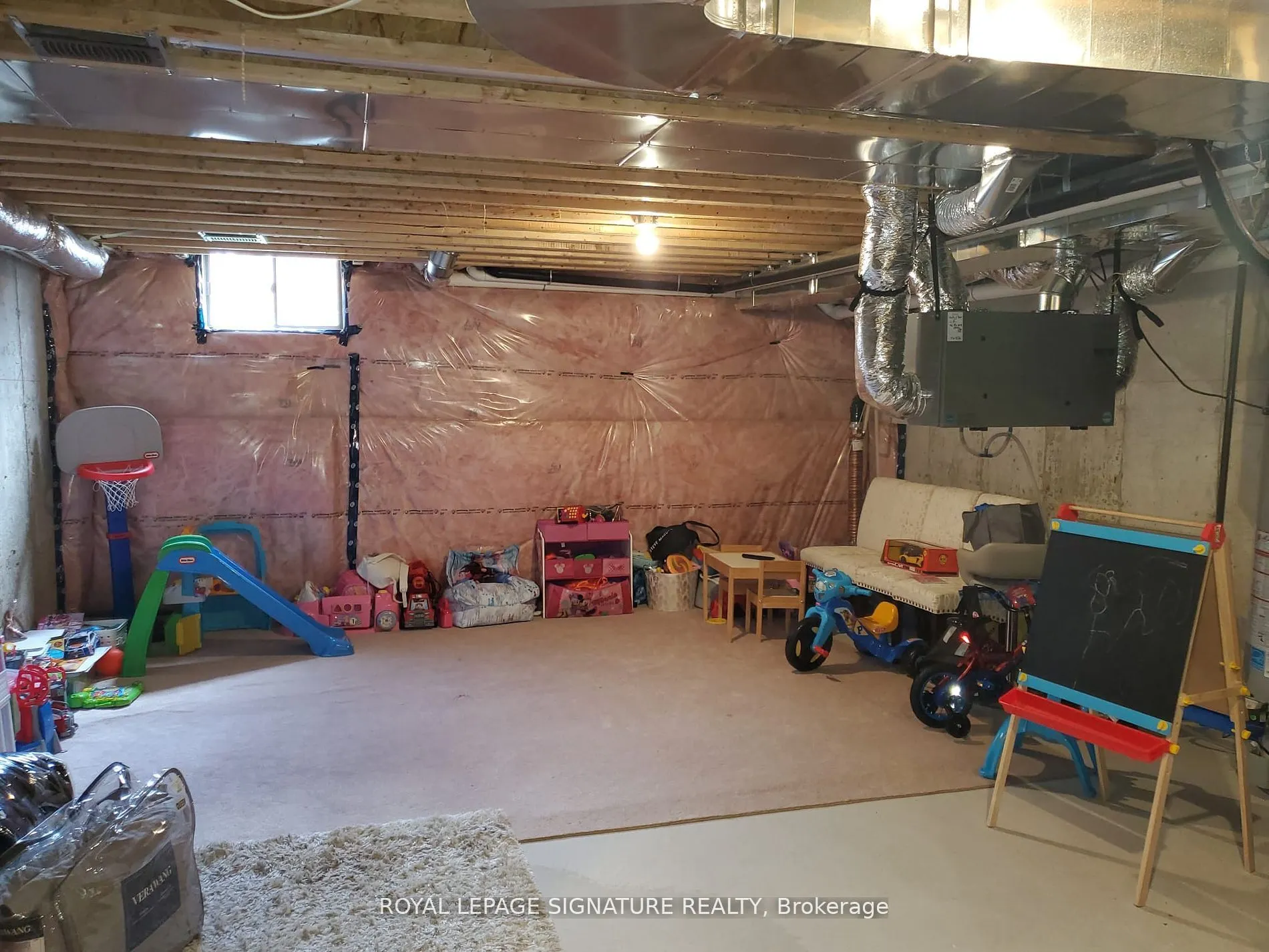 47 Lorne Thomas Place
