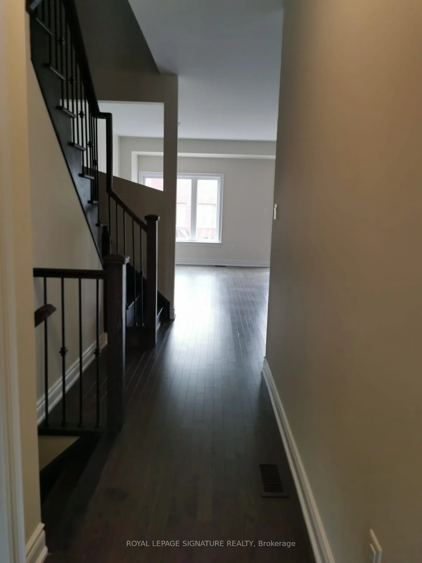 47 Lorne Thomas Place