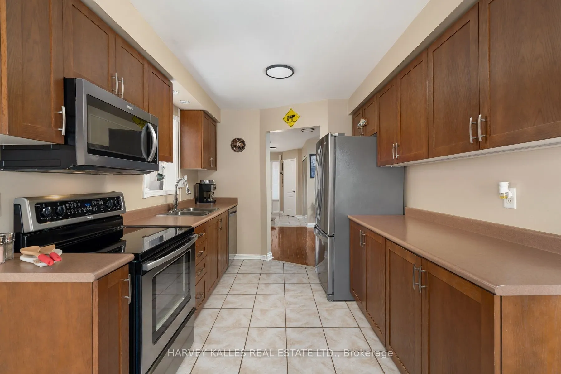 27 Hirst Avenue