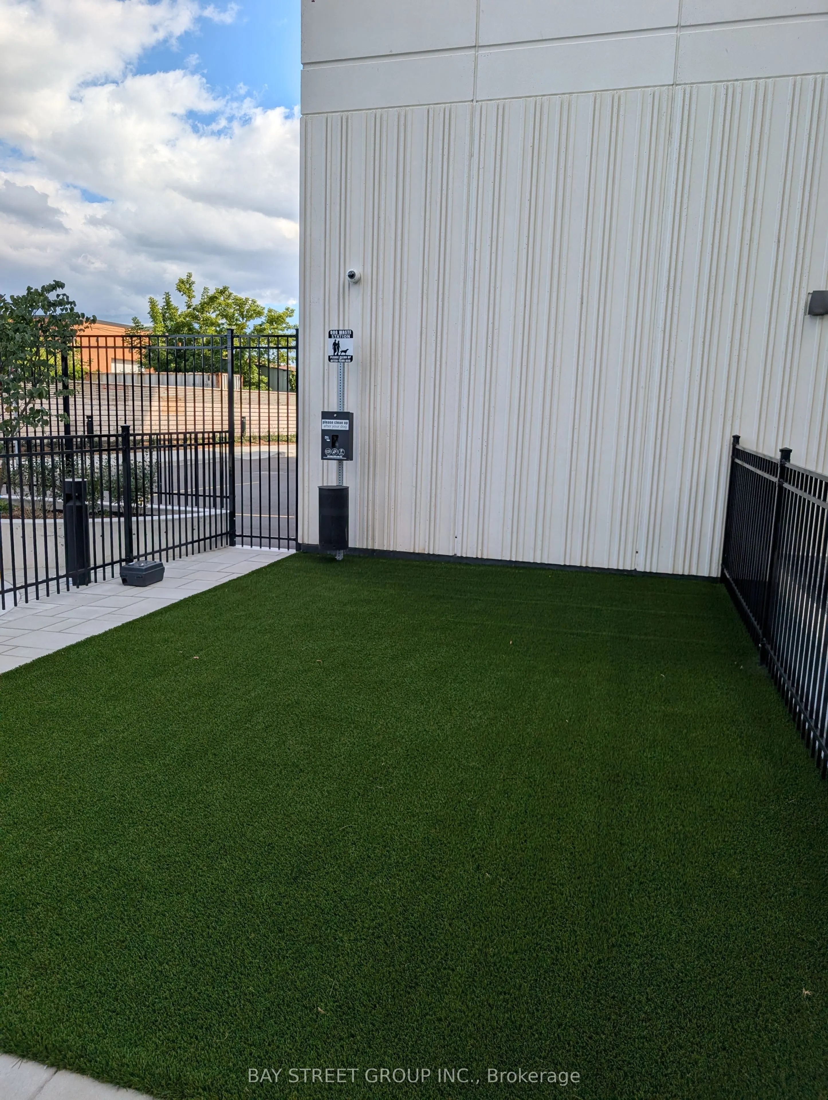 2851 Highway 7 Street #05