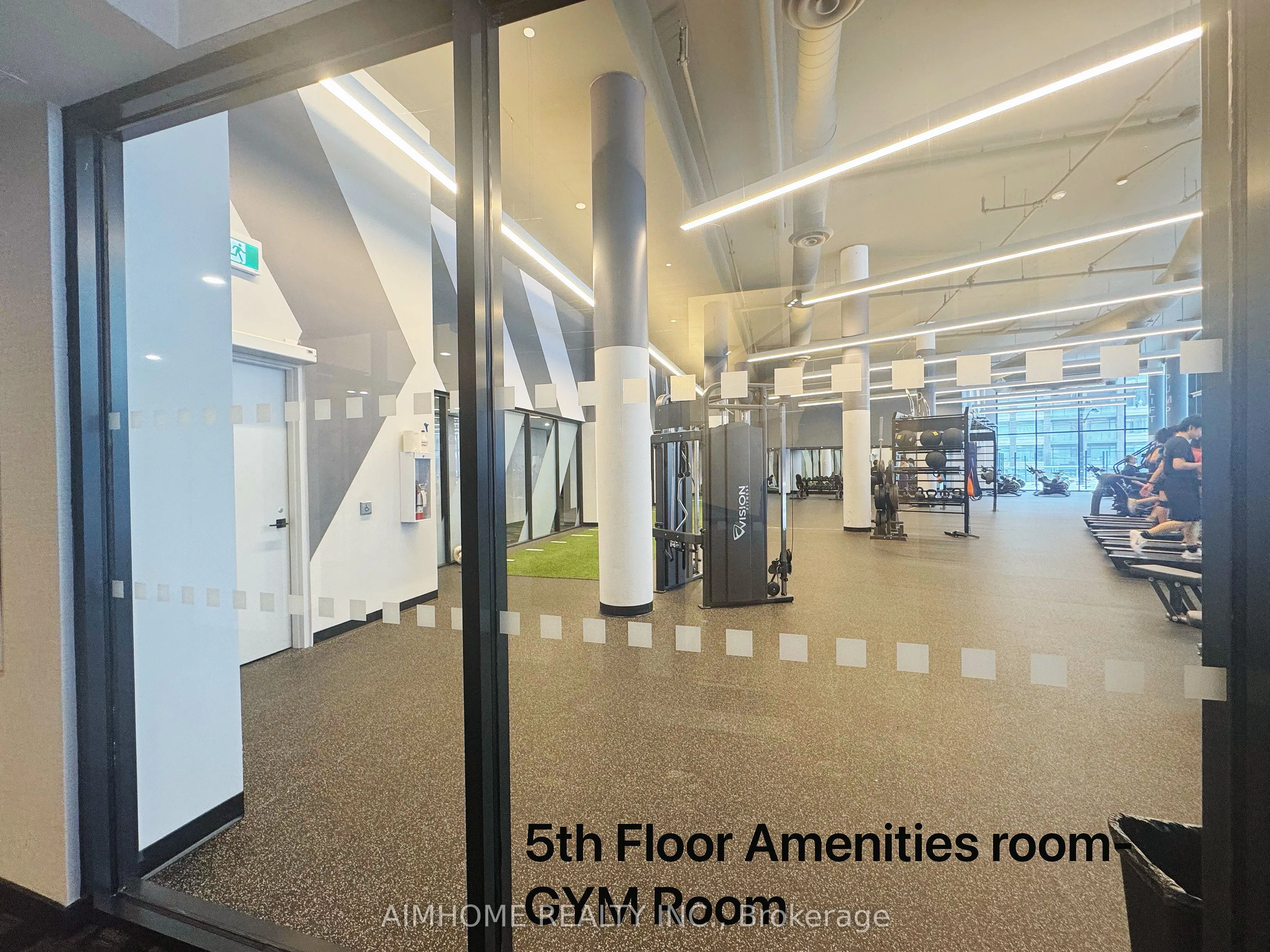 38 Simcoe Promenade #902