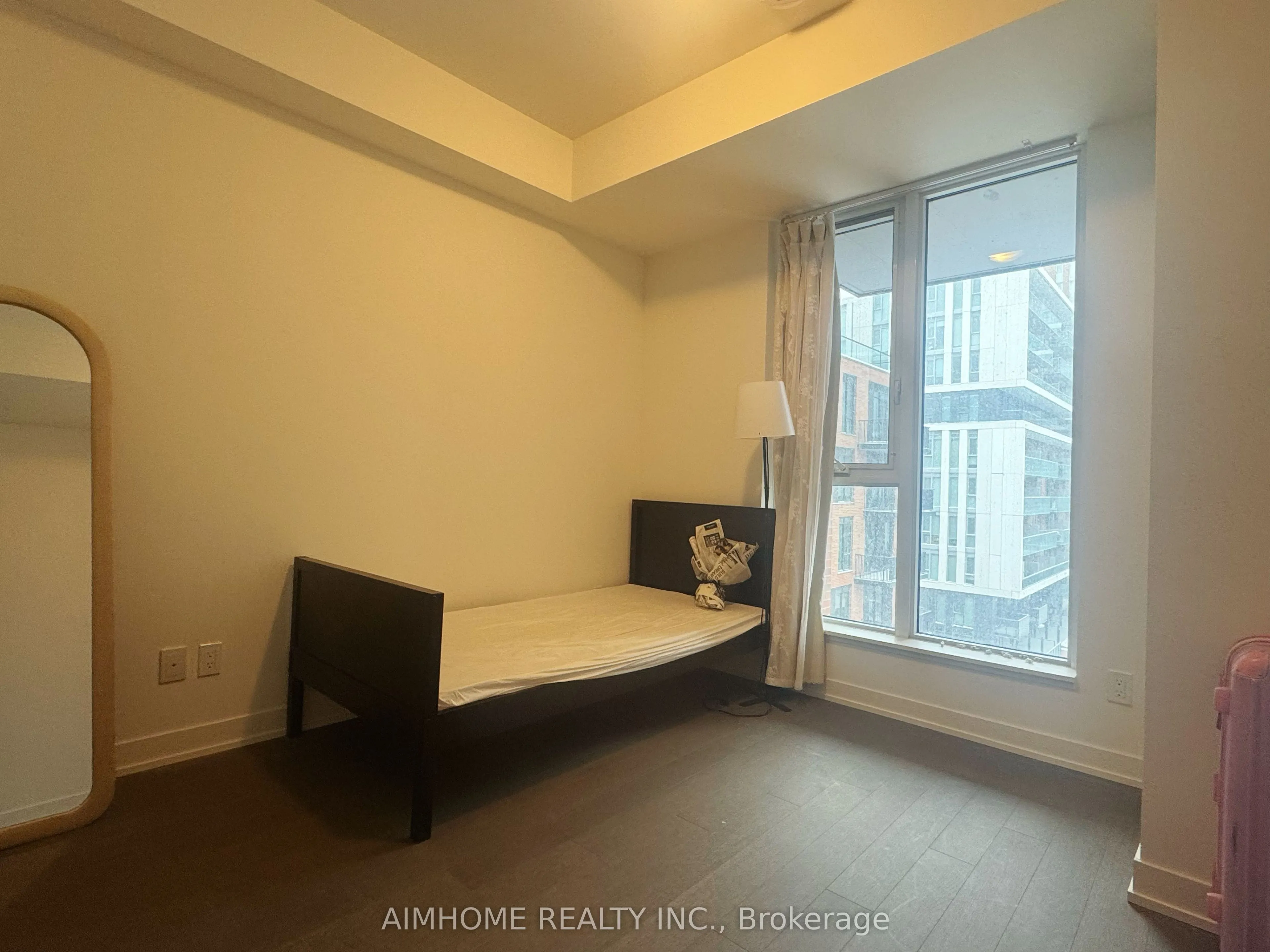 38 Simcoe Promenade #902