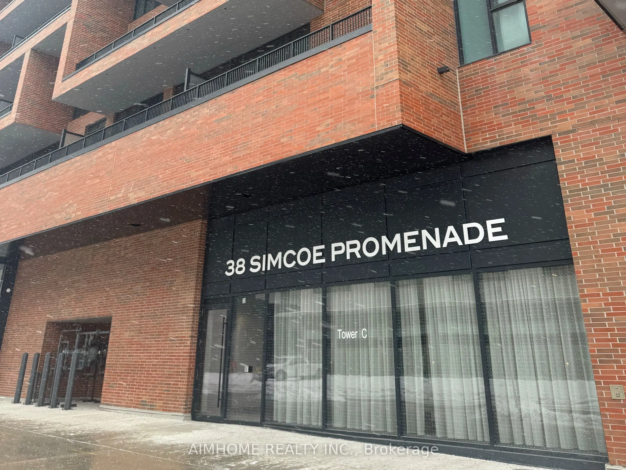 38 Simcoe Promenade #902