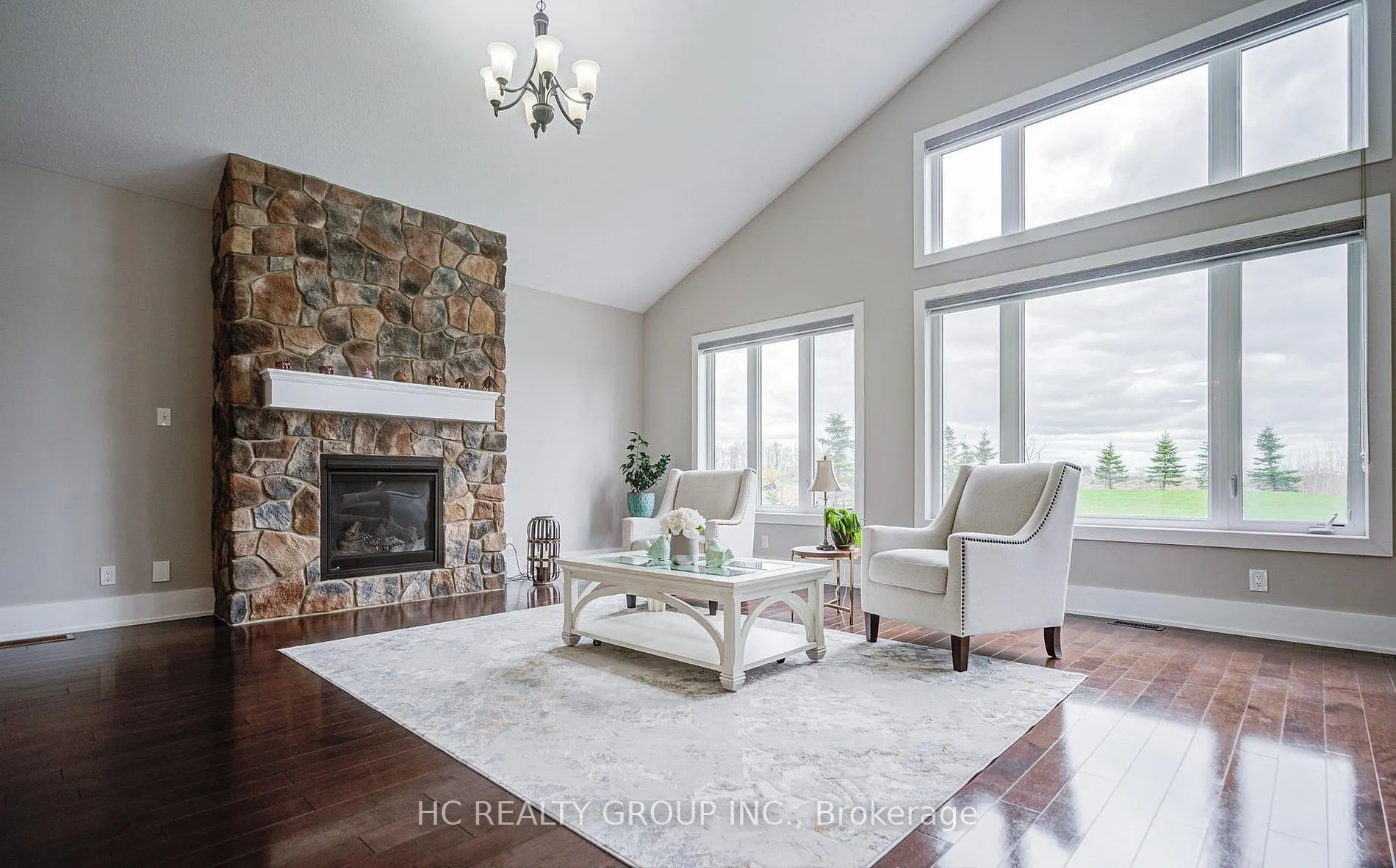 295 Sunnybrae Avenue