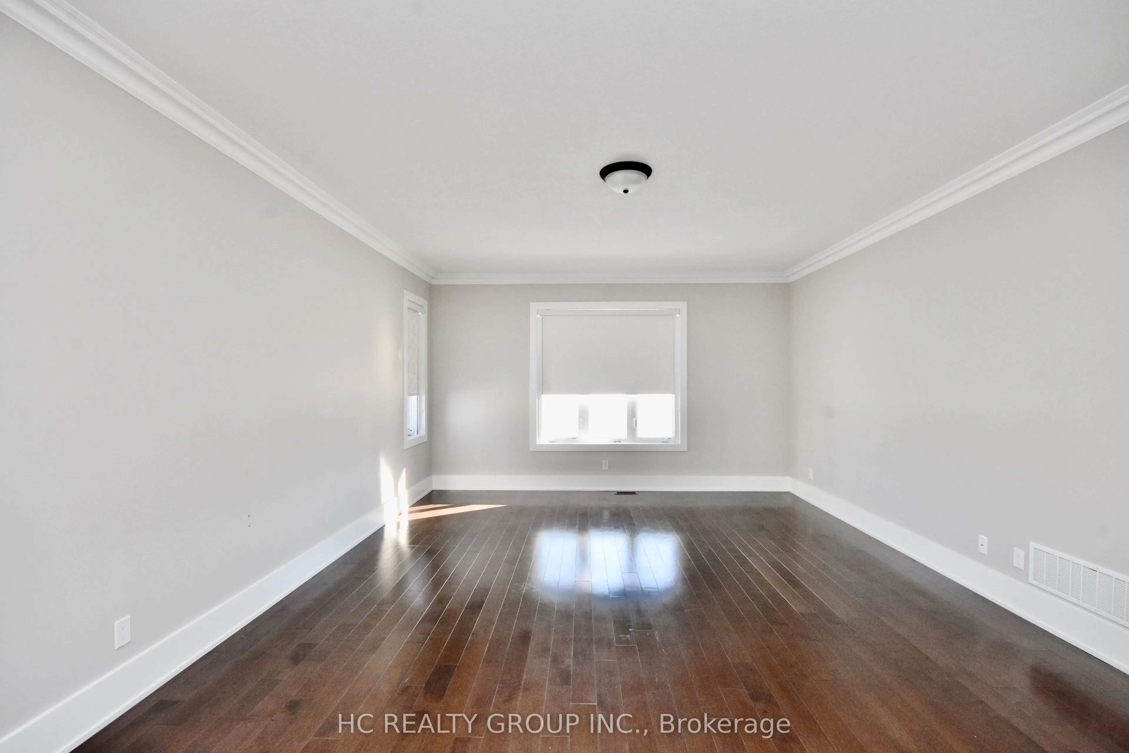 295 Sunnybrae Avenue