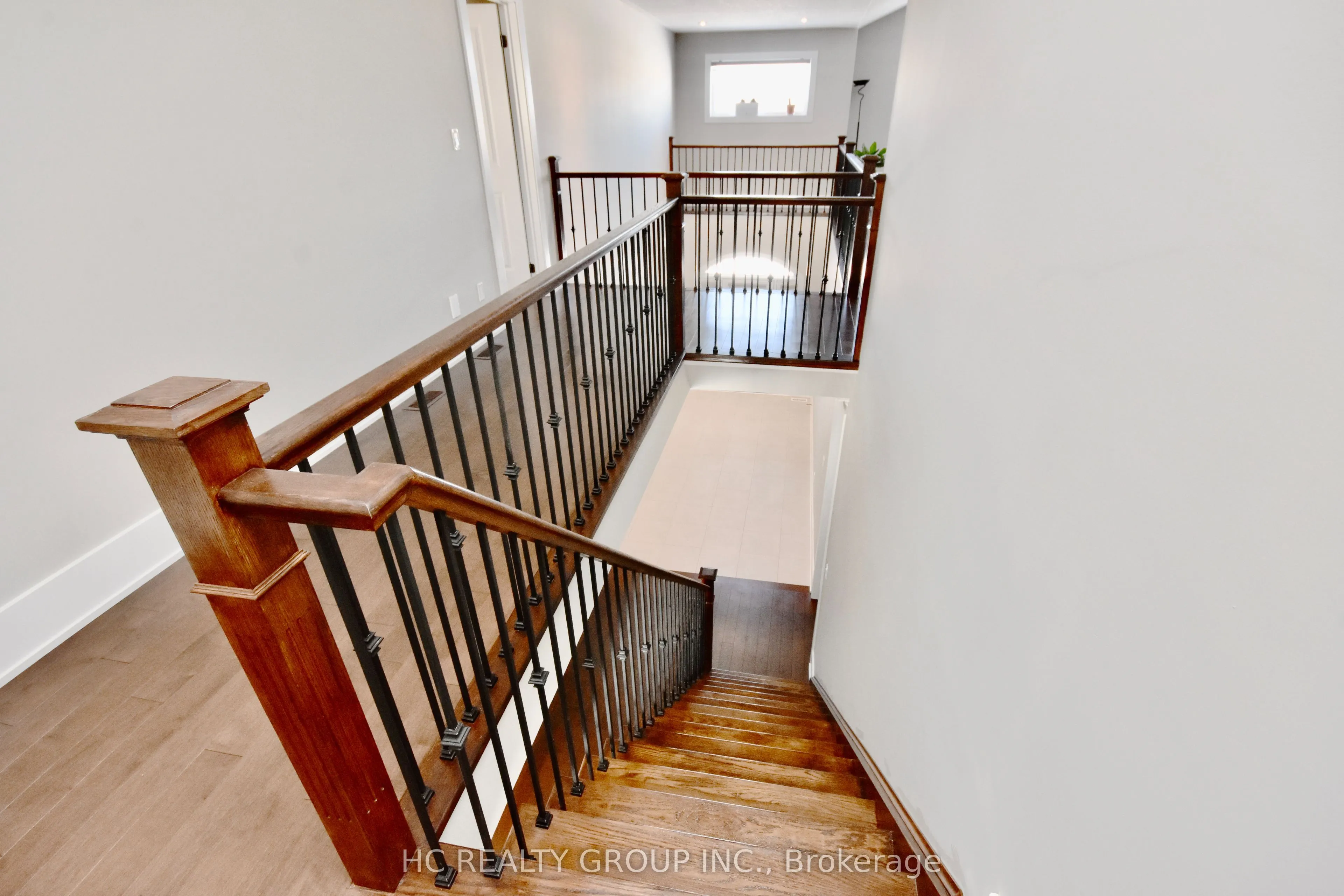 295 Sunnybrae Avenue
