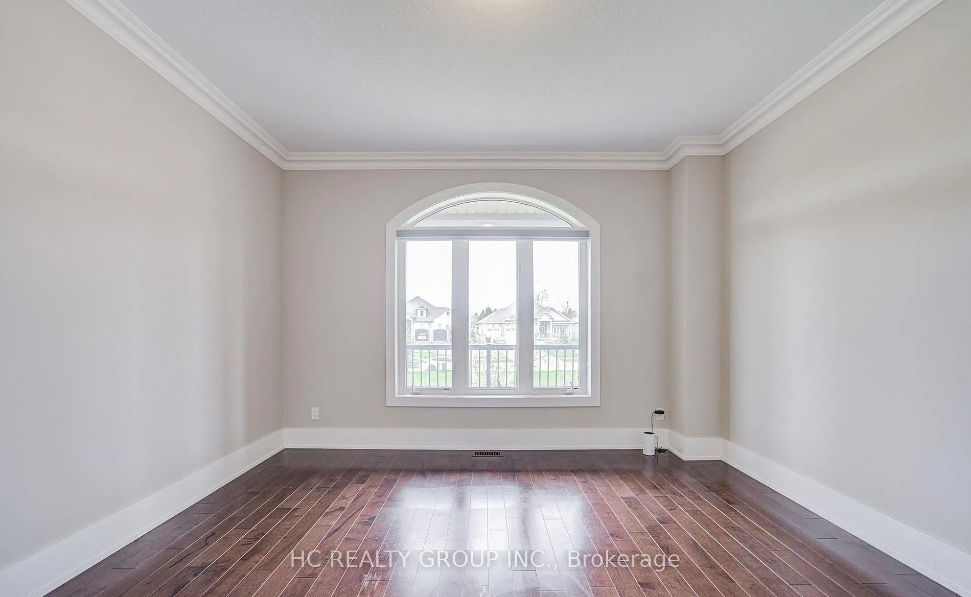 295 Sunnybrae Avenue