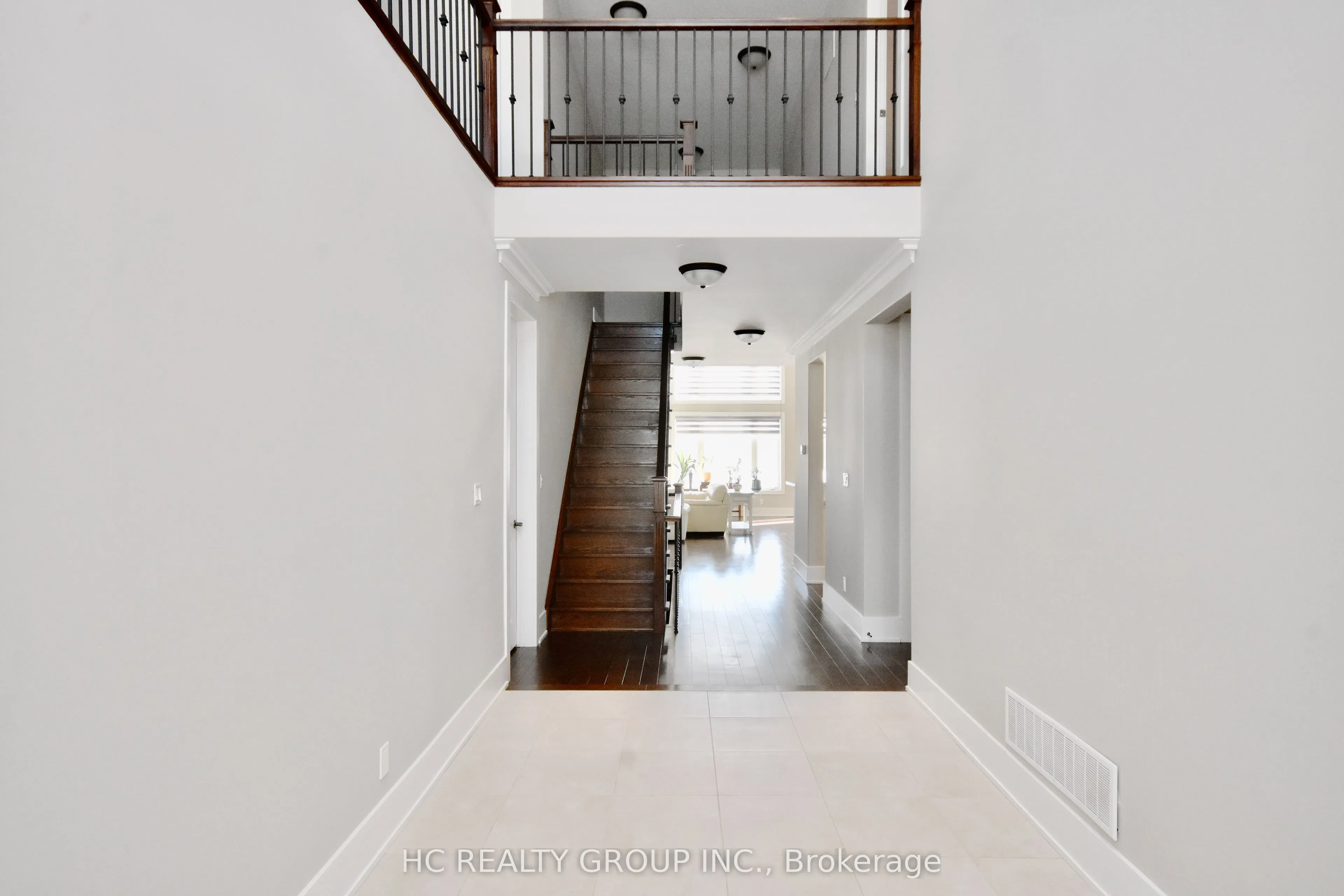 295 Sunnybrae Avenue