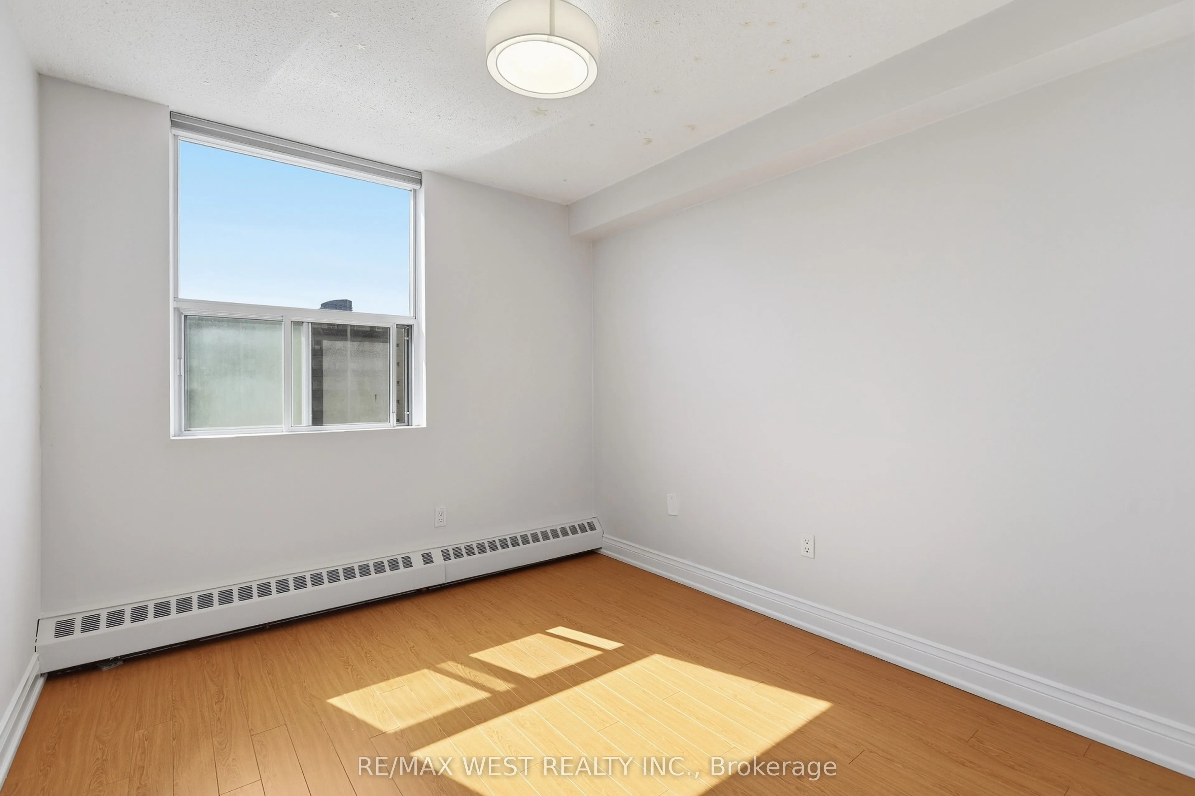180 Dudley Avenue #302