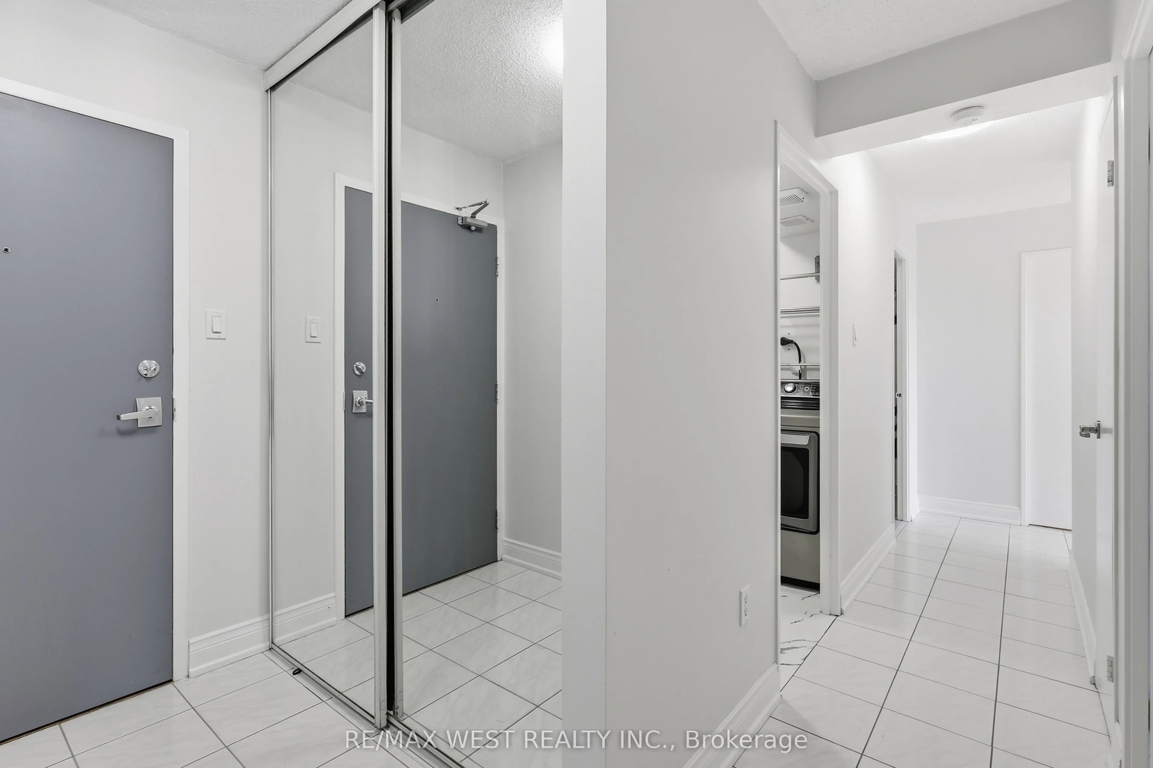 180 Dudley Avenue #302
