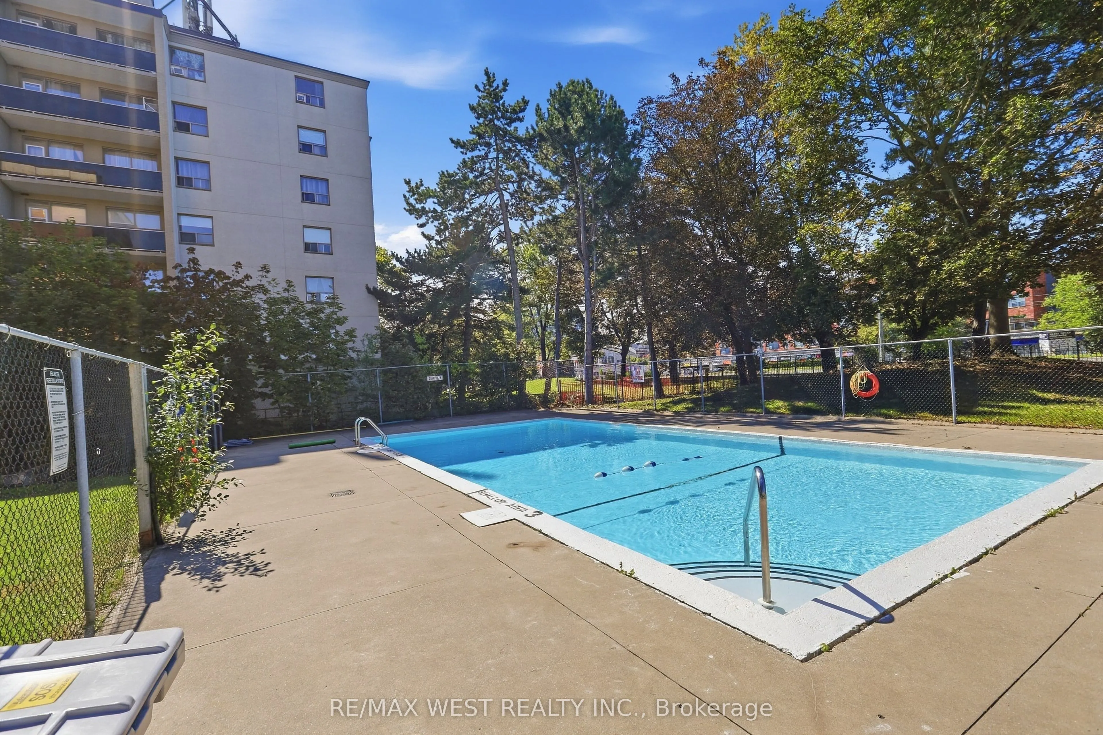 180 Dudley Avenue #302