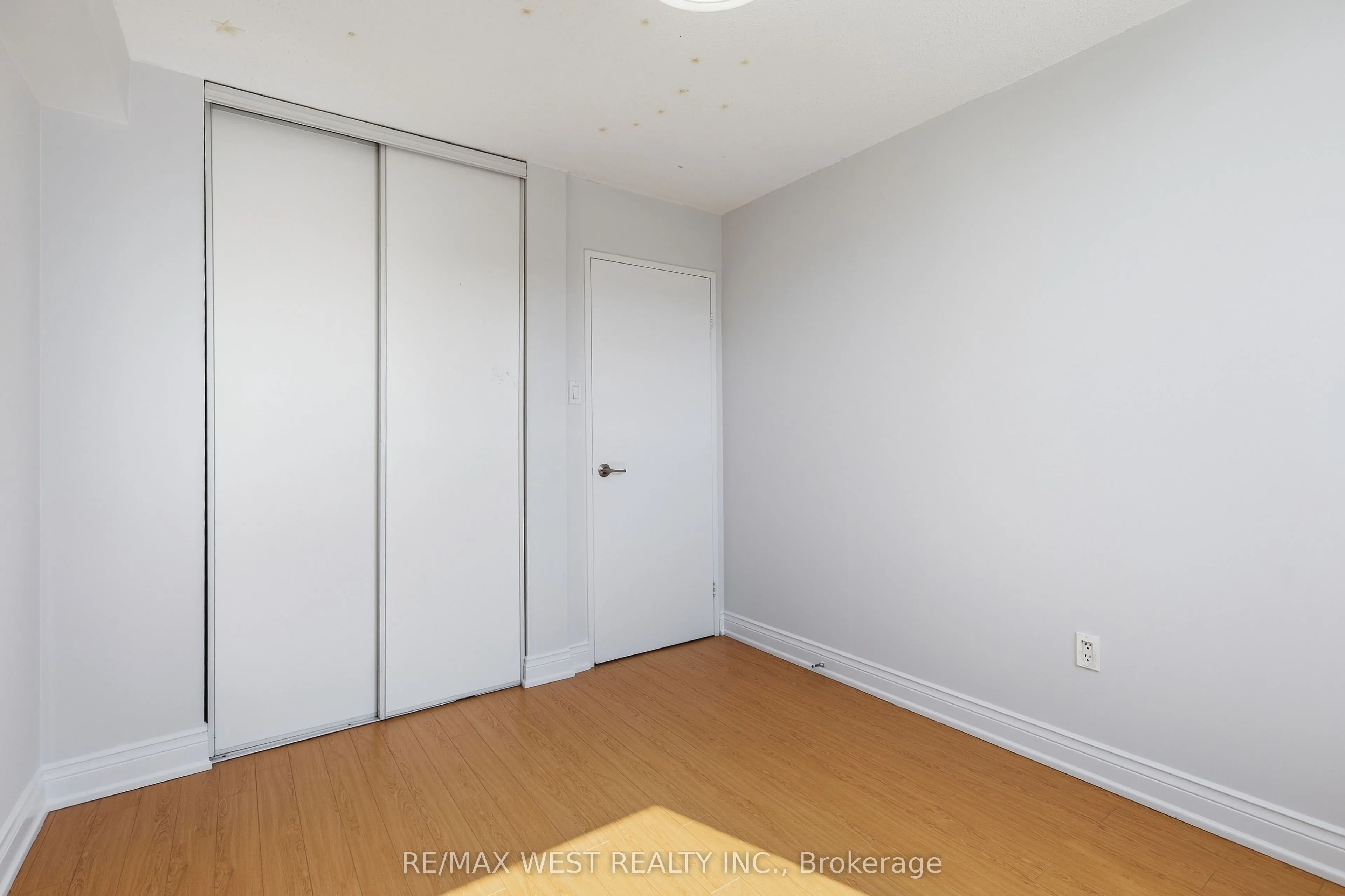 180 Dudley Avenue #302