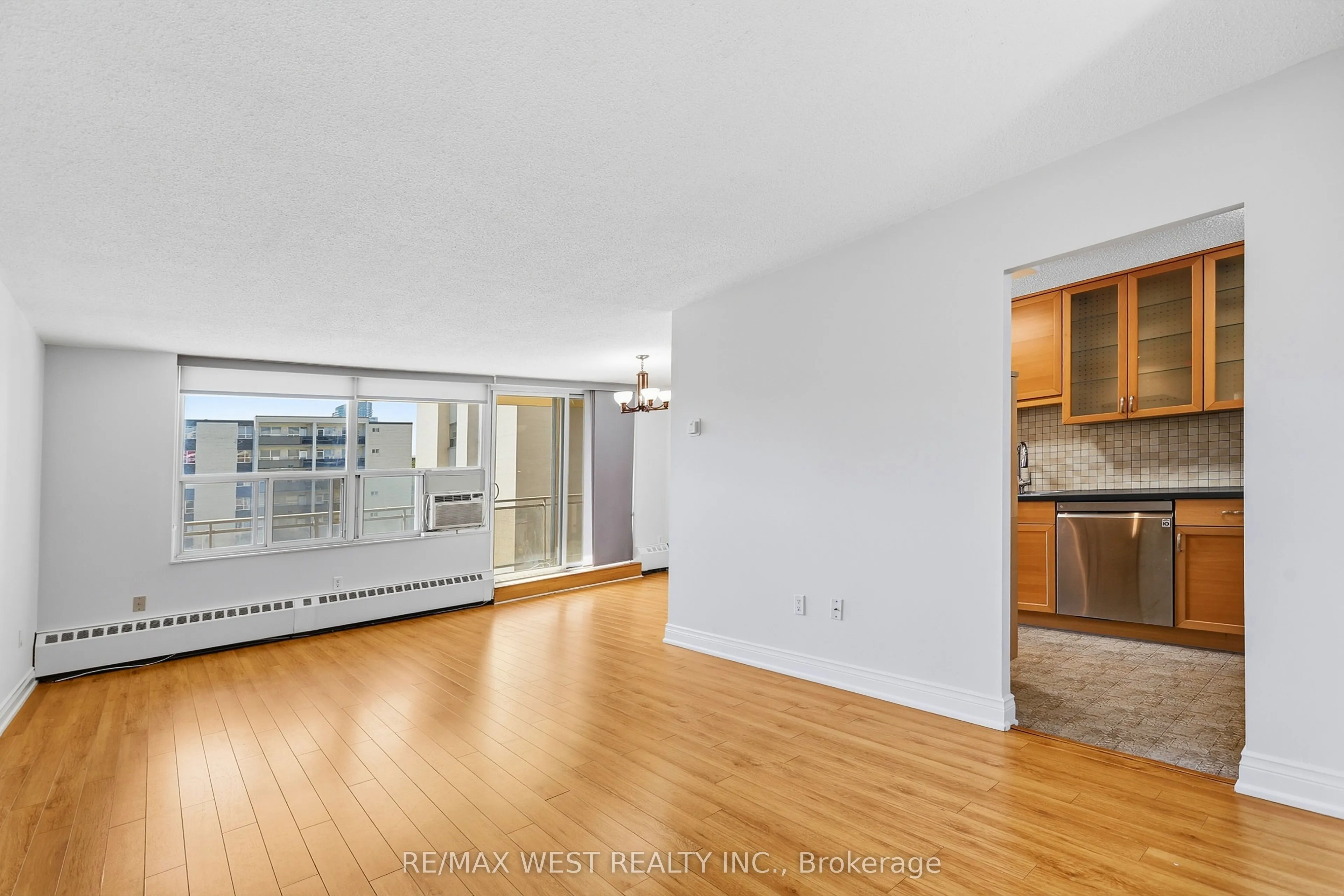 180 Dudley Avenue #302