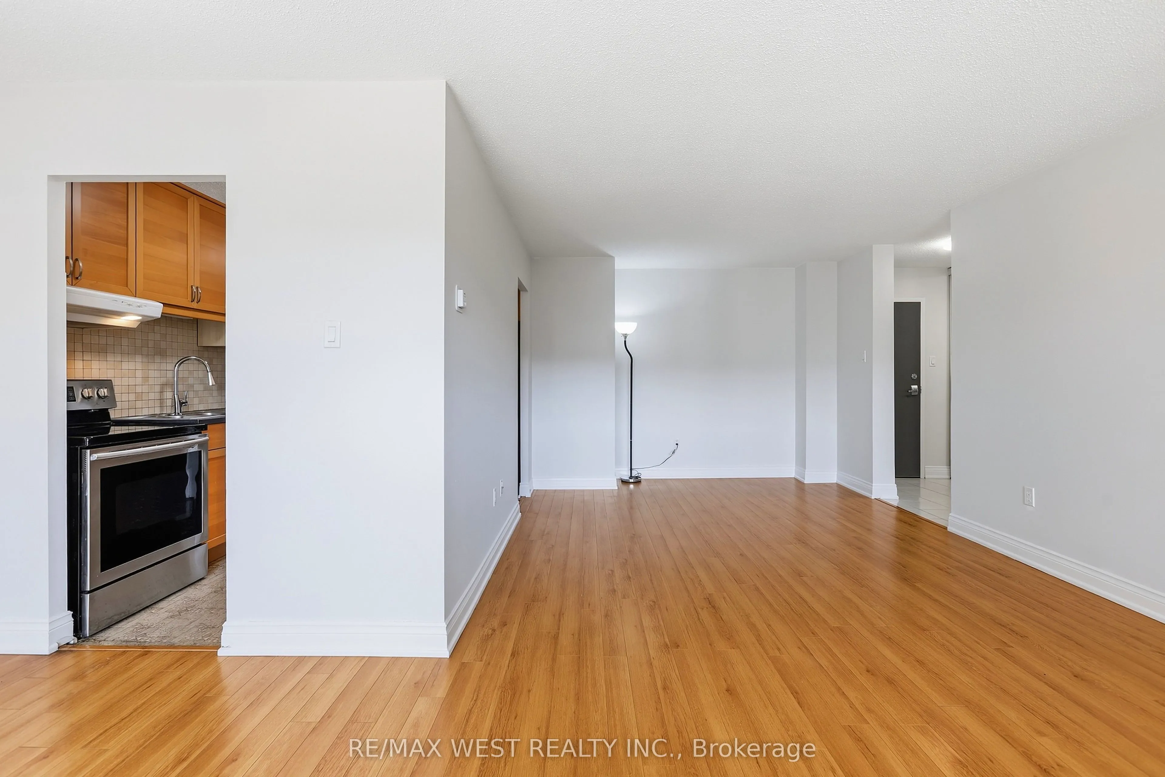 180 Dudley Avenue #302