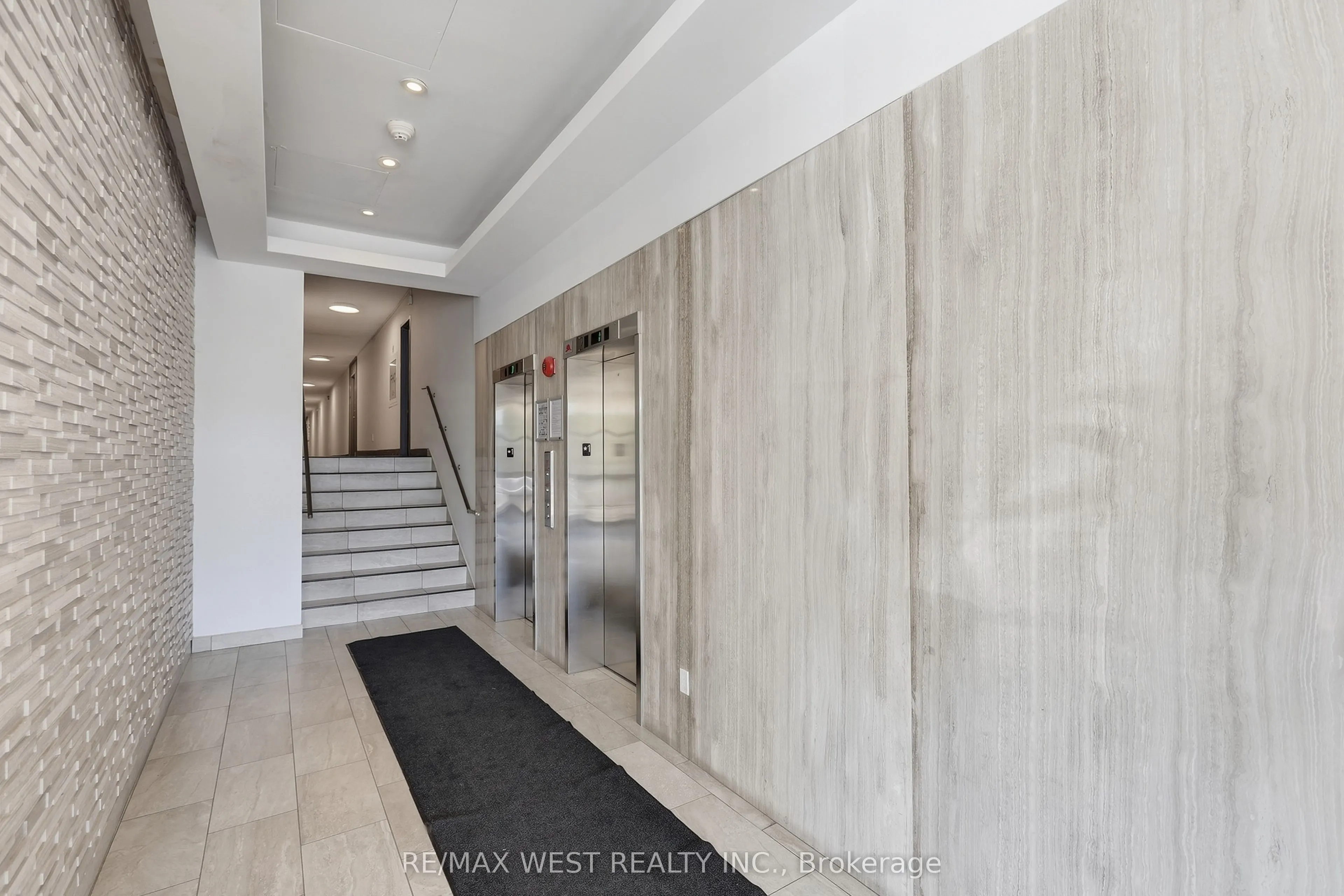 180 Dudley Avenue #302