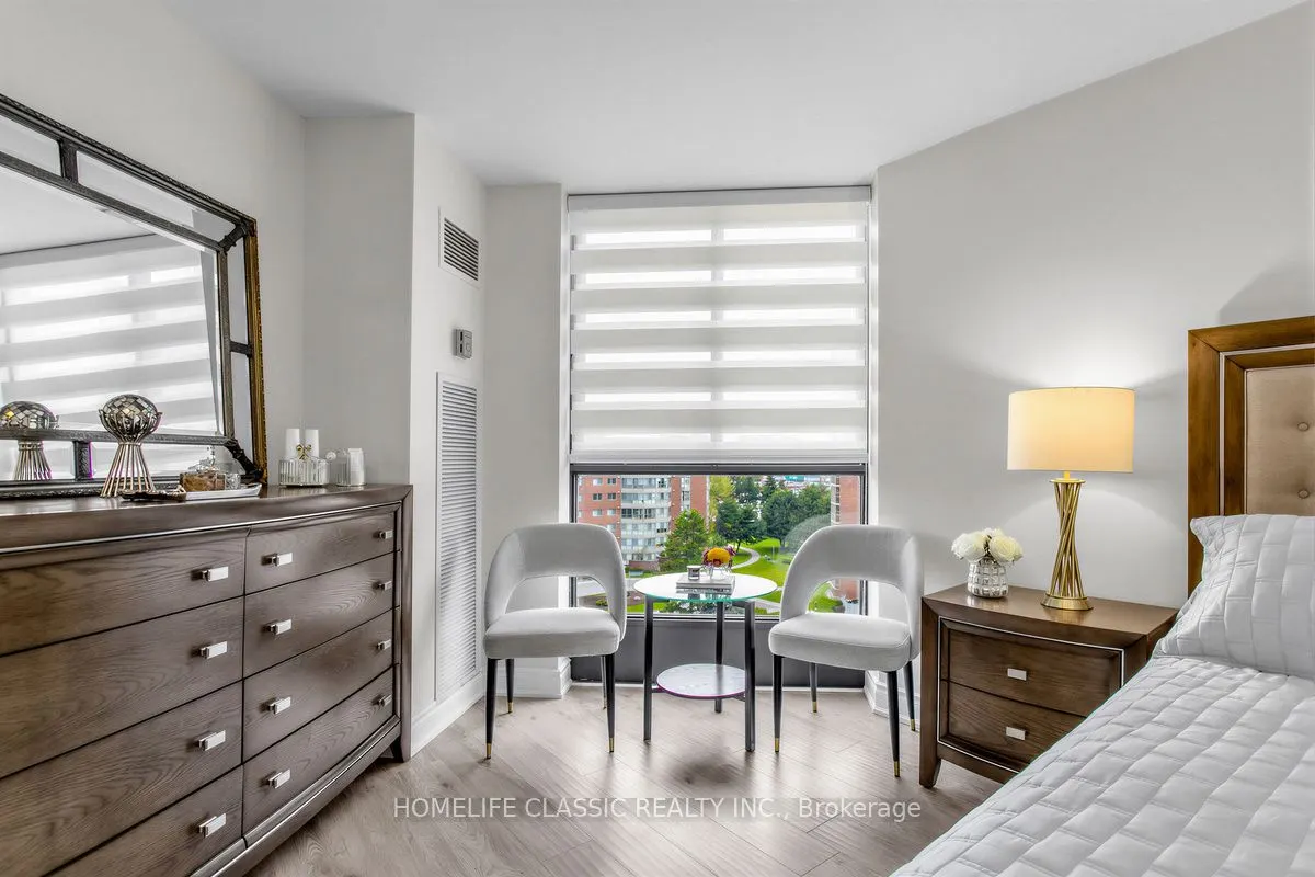 40 Baif Boulevard #803