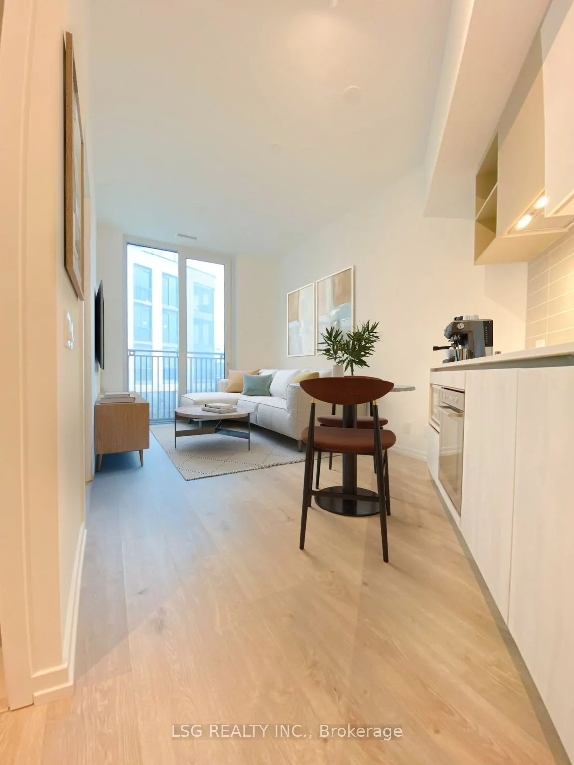 1000 Portage Parkway #206